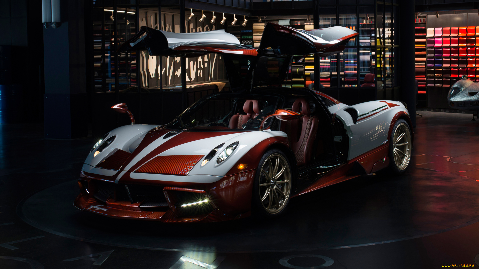 автомобили, pagani, huayra, lampo