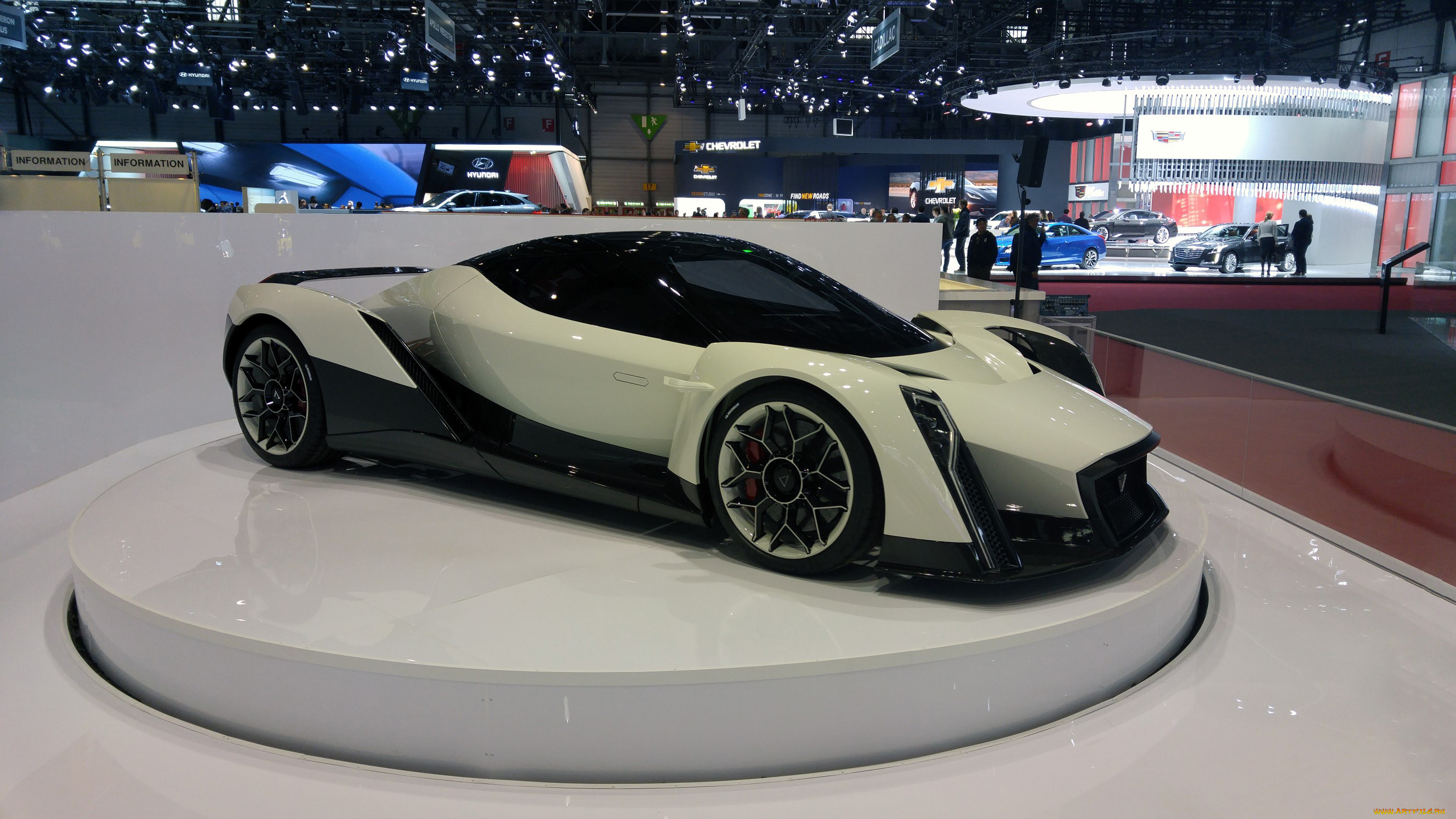 vanda, electrics, dendrobium, concept, 2017, автомобили, выставки, и, уличные, фото, 2017, dendrobium, electrics, vanda, concept