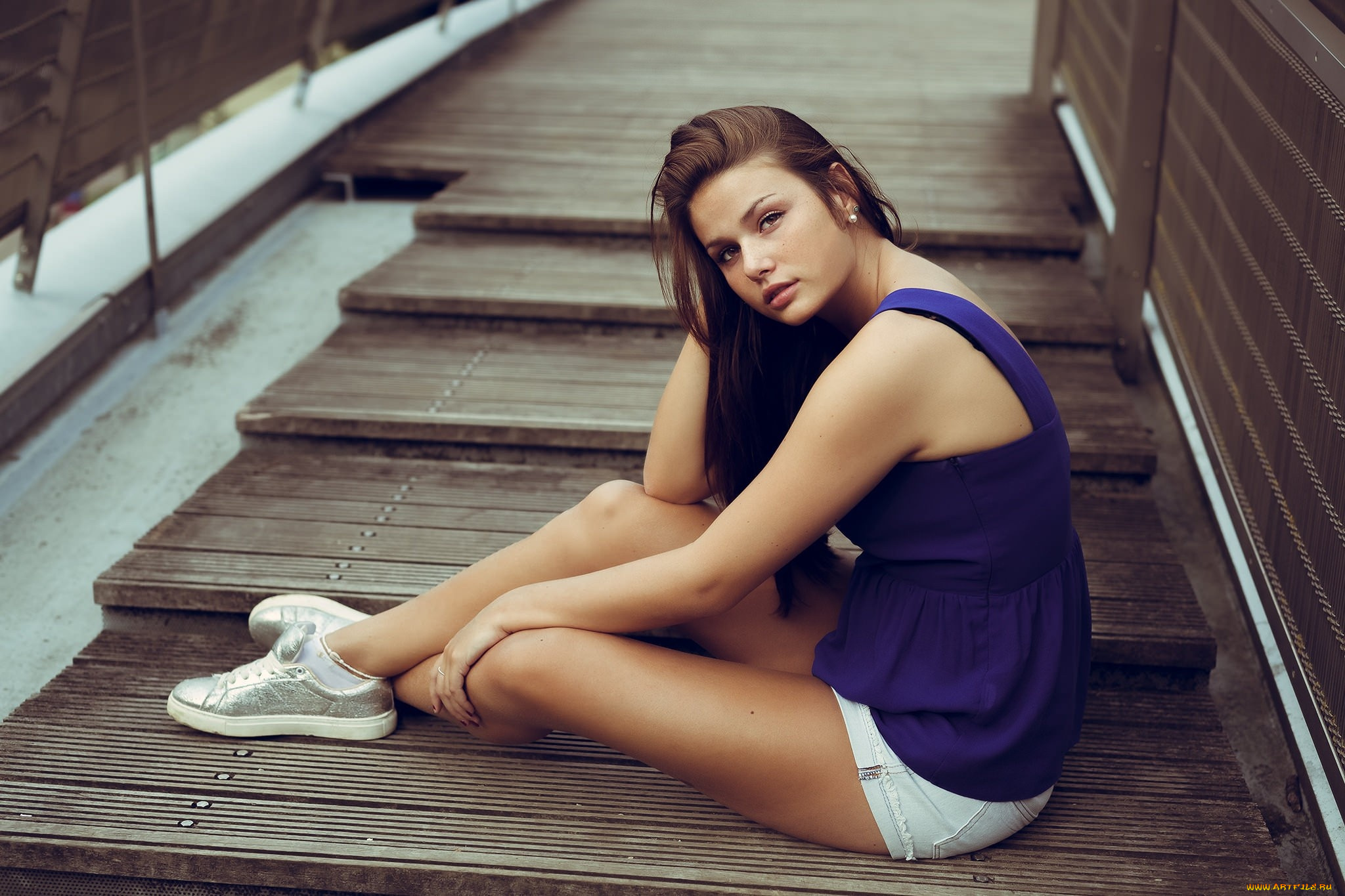 красивая, девушка, девушки, -, брюнетки, , шатенки, девушка, женщина, шатенка, темноволосая, сексуальная, модель, звезда, позирует, разная, обувь, верхняя, стильная, одежда, нижнее, эротическое, бельё, трусы, лифчик, колготки, чулки, аксессуары, макияж, и, множество, элементов, на, фотографии