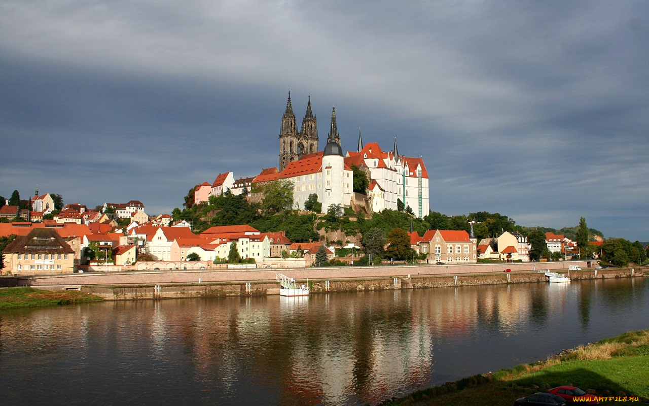 города, дворцы, замки, крепости