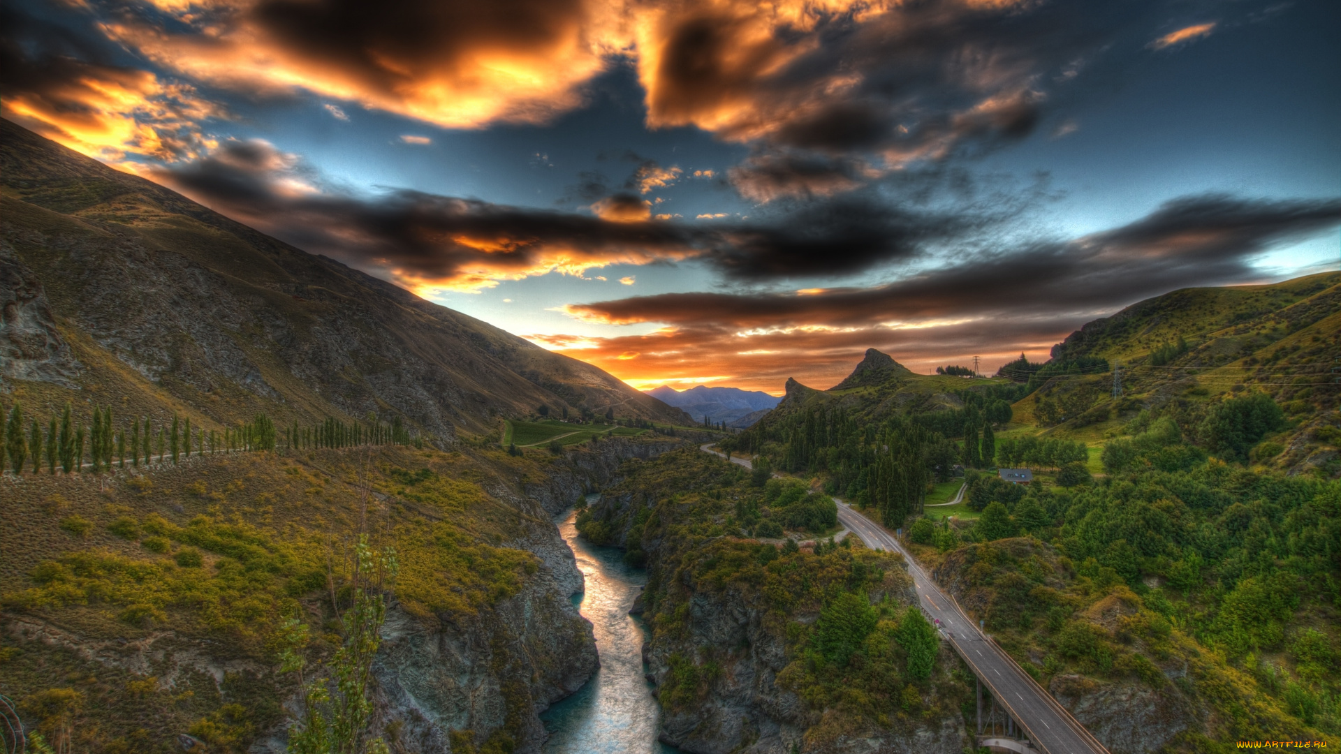 природа, дороги, горы, облака, небо, тучи, растительность, деревья, река, пейзаж, зарево