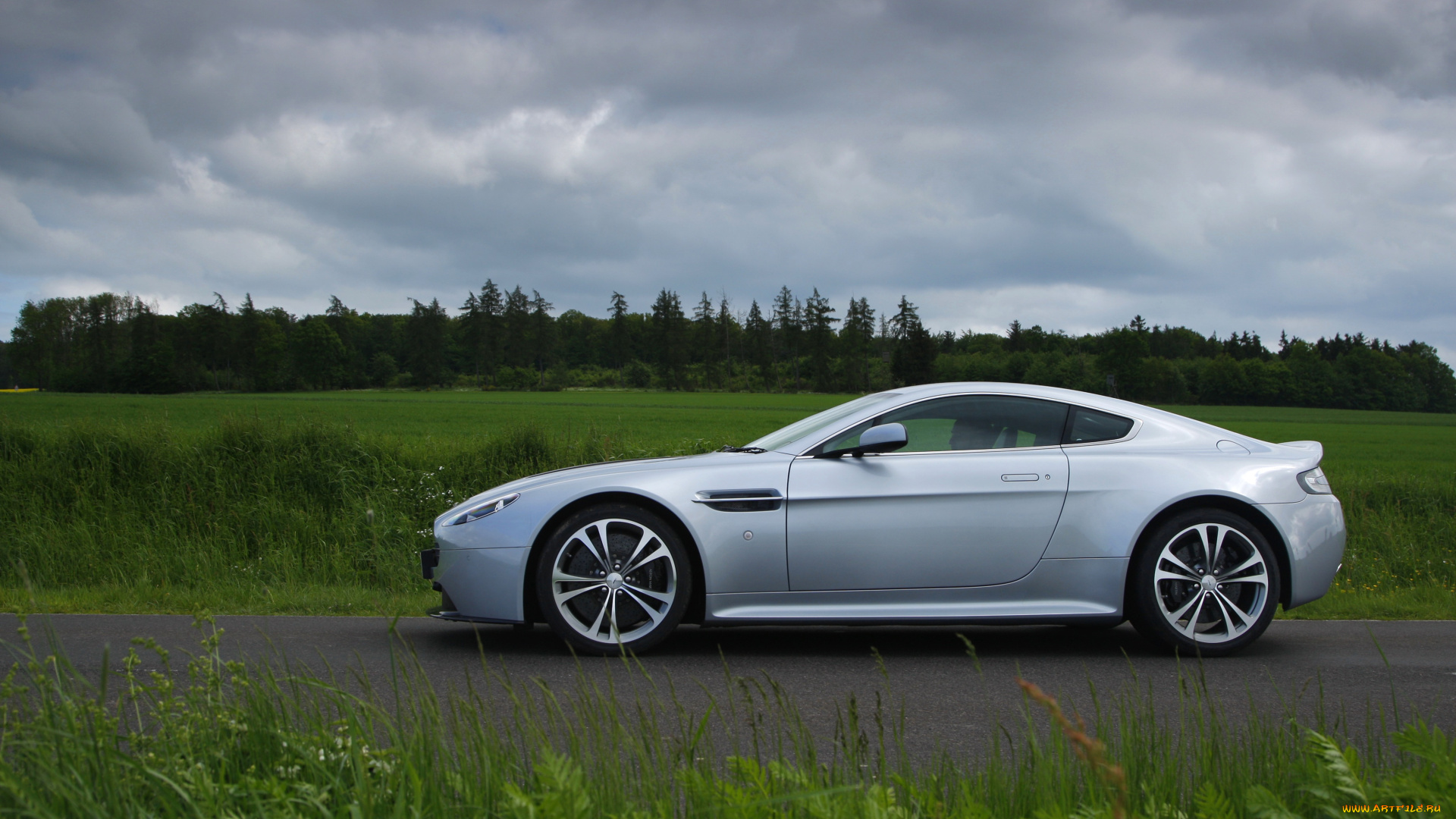 автомобили, aston, martin, vantage, v12, aston, martin, uk-spec