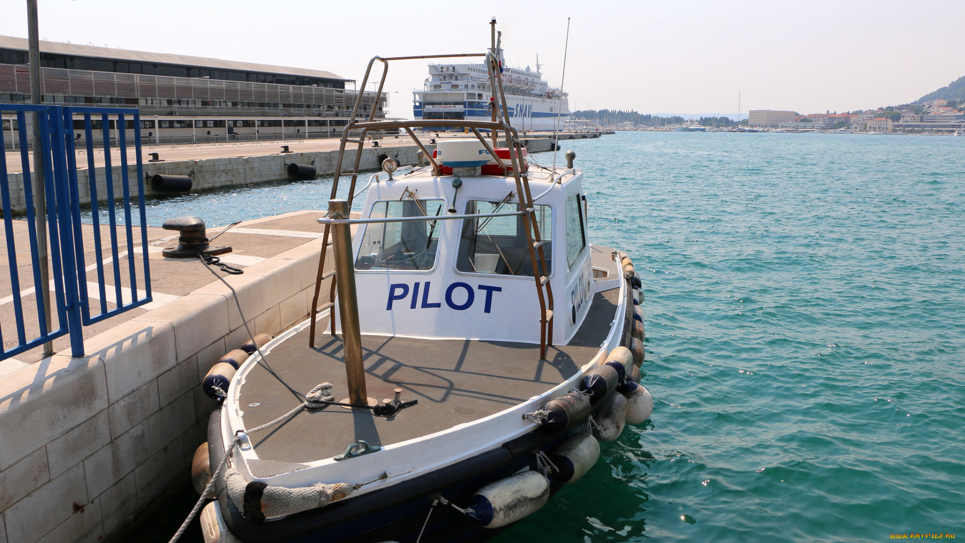 корабли, катера, лоцман