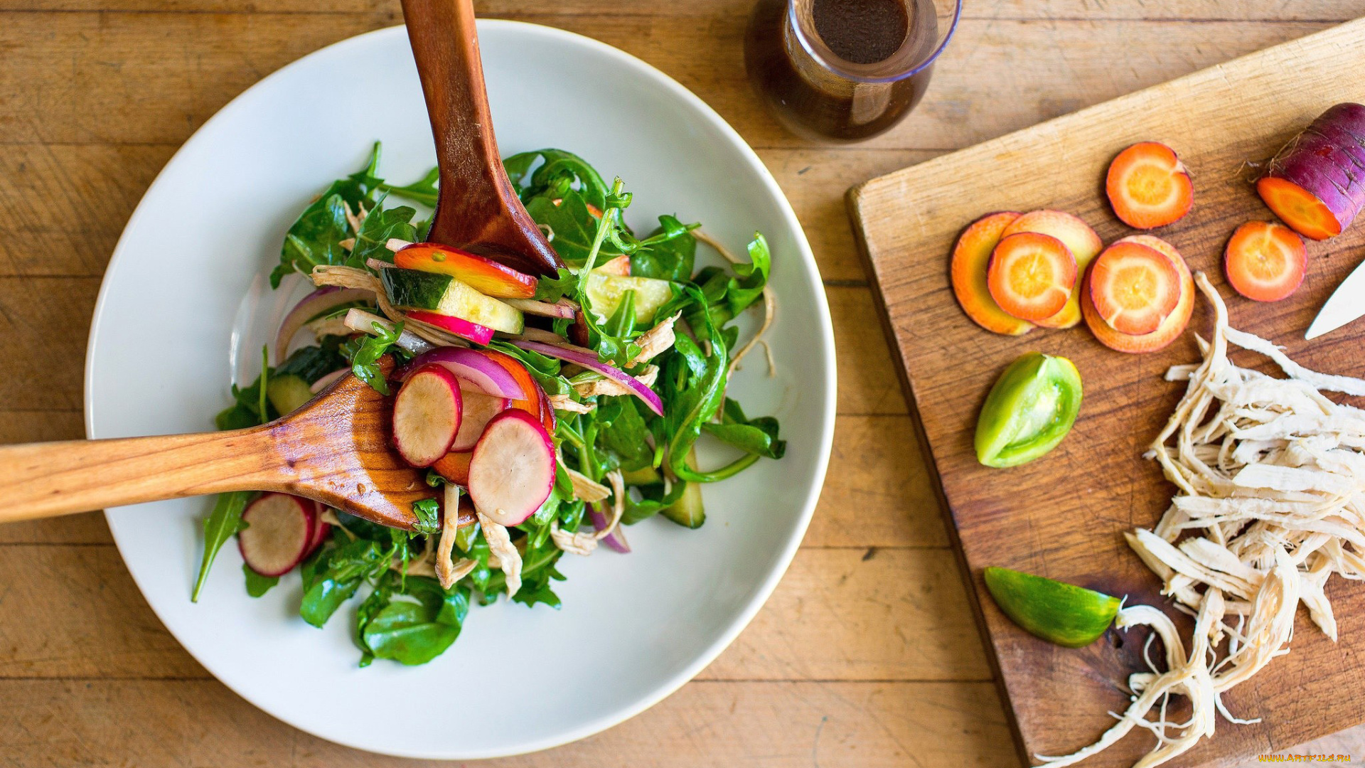 еда, салаты, , закуски, редис, морковь, зелень, салат, лук