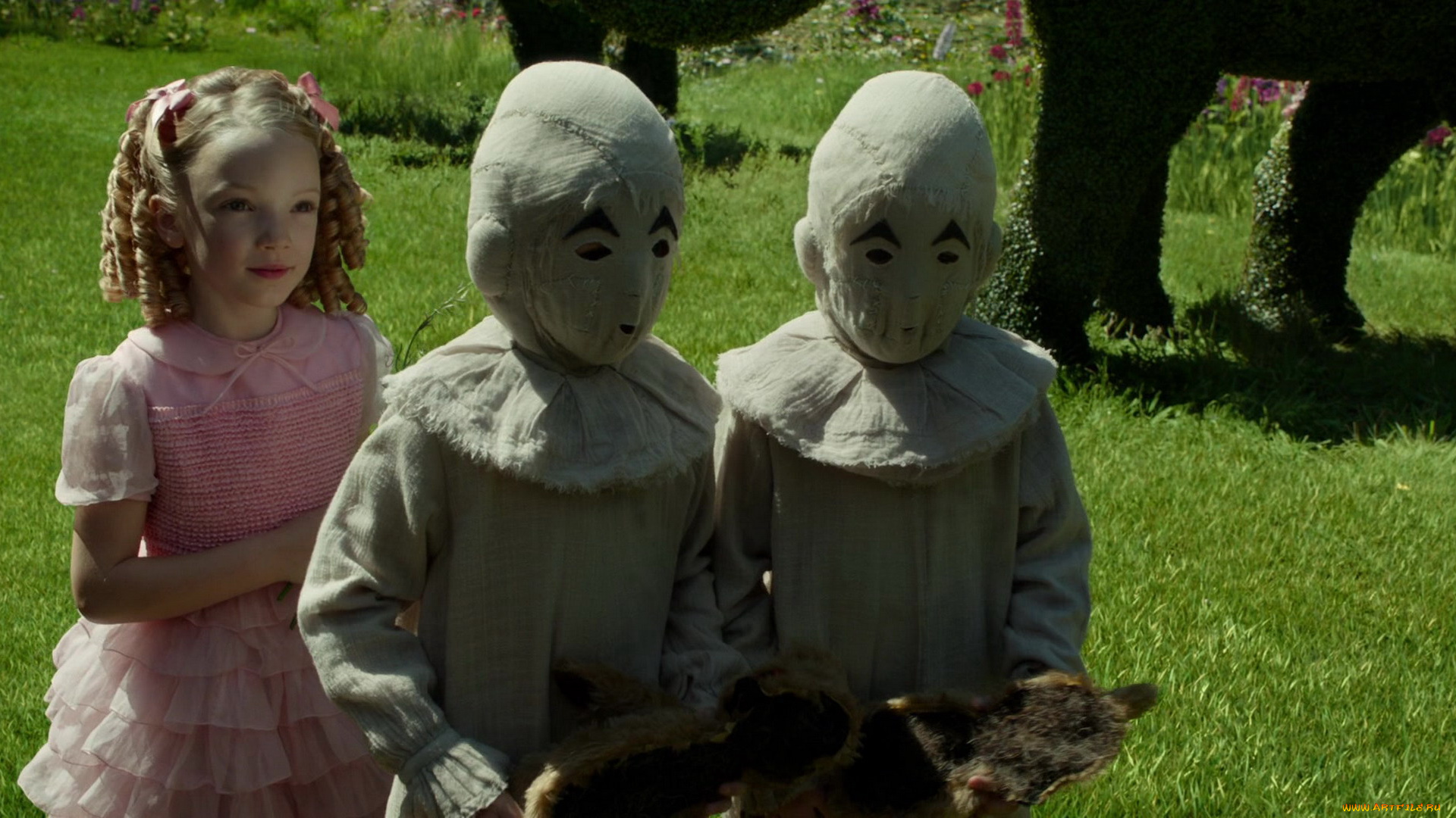 кино, фильмы, miss, peregrine`s, home, for, peculiar, children, близнецы, клэр, дети