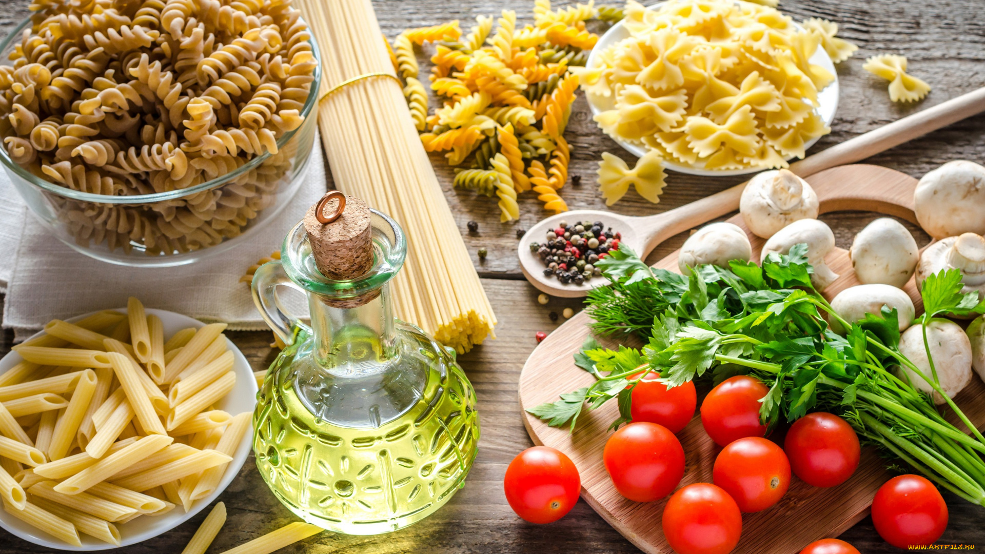 еда, разное, шампиньоны, зелень, масло, графин, перец, макароны, грибы, лопатка, стол, томаты, помидоры