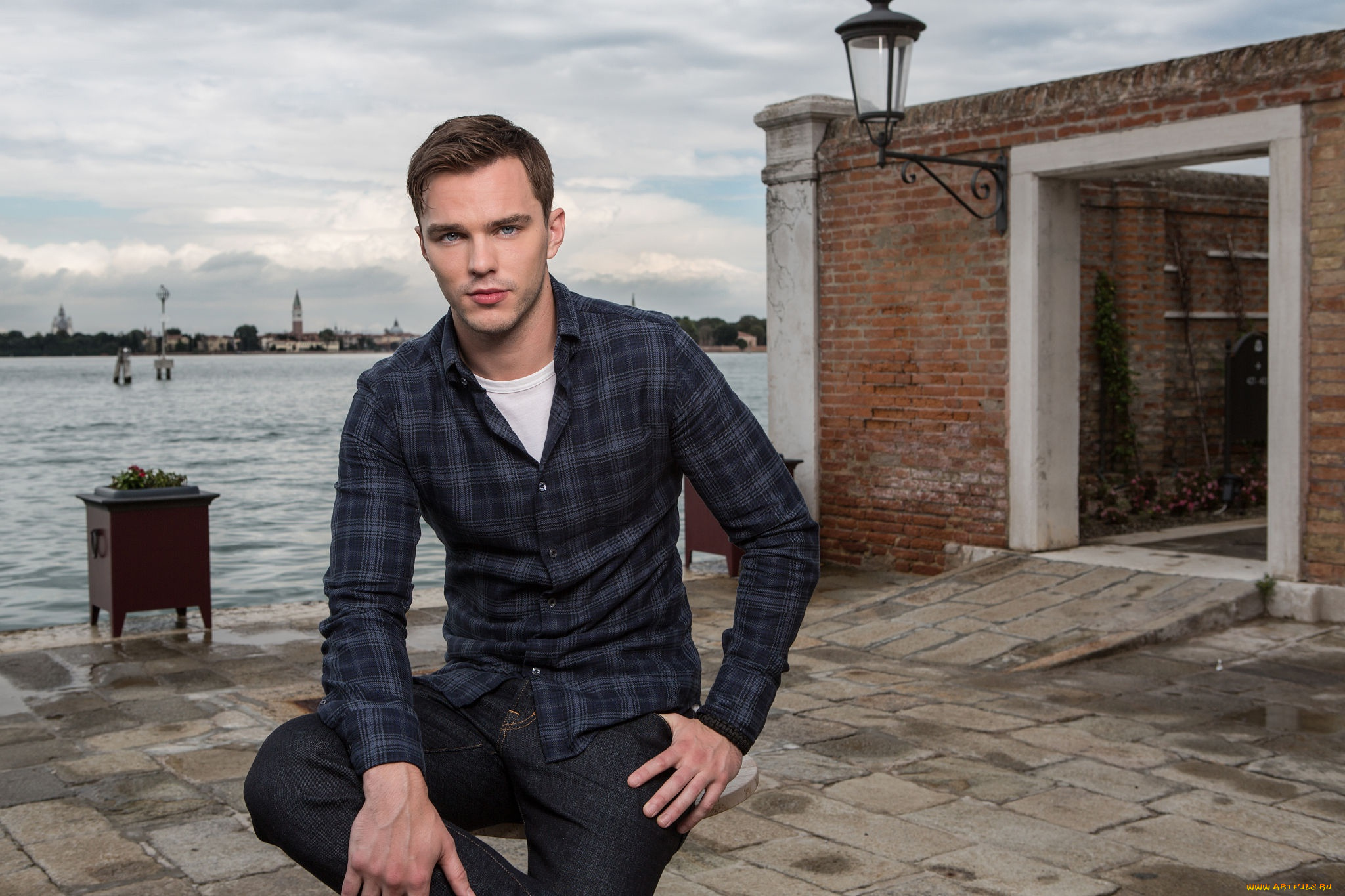 мужчины, nicholas, hoult, nicholas, hoult