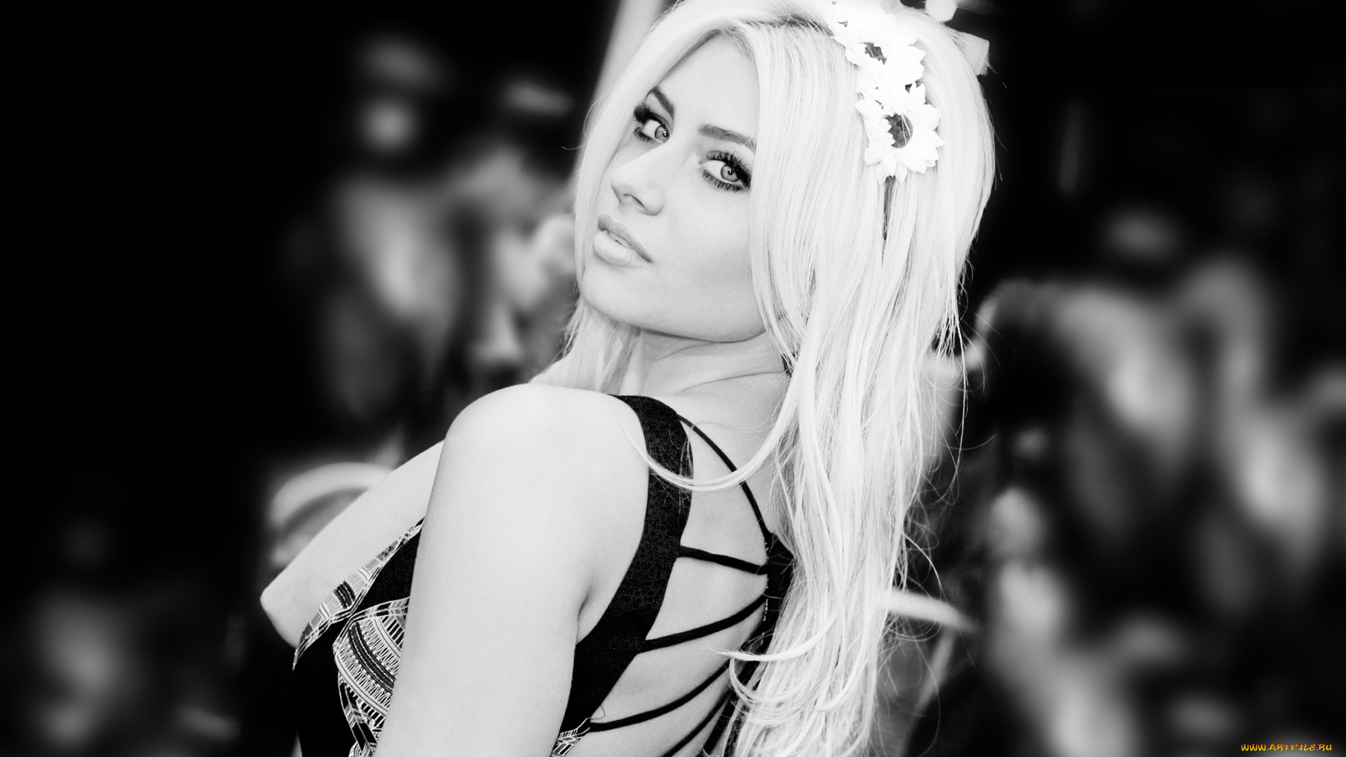 Alyson, Michalka, девушки