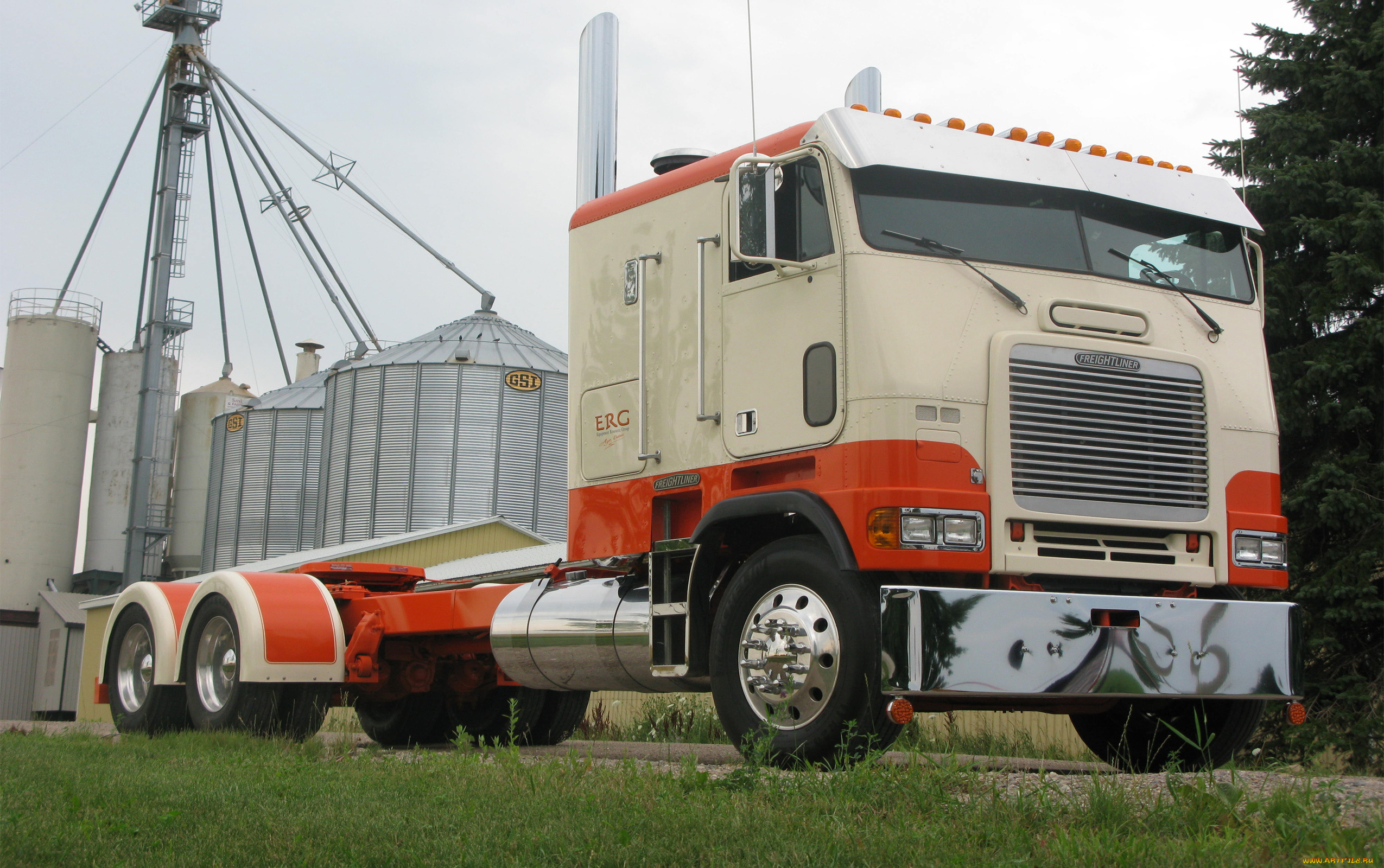 автомобили, freightliner