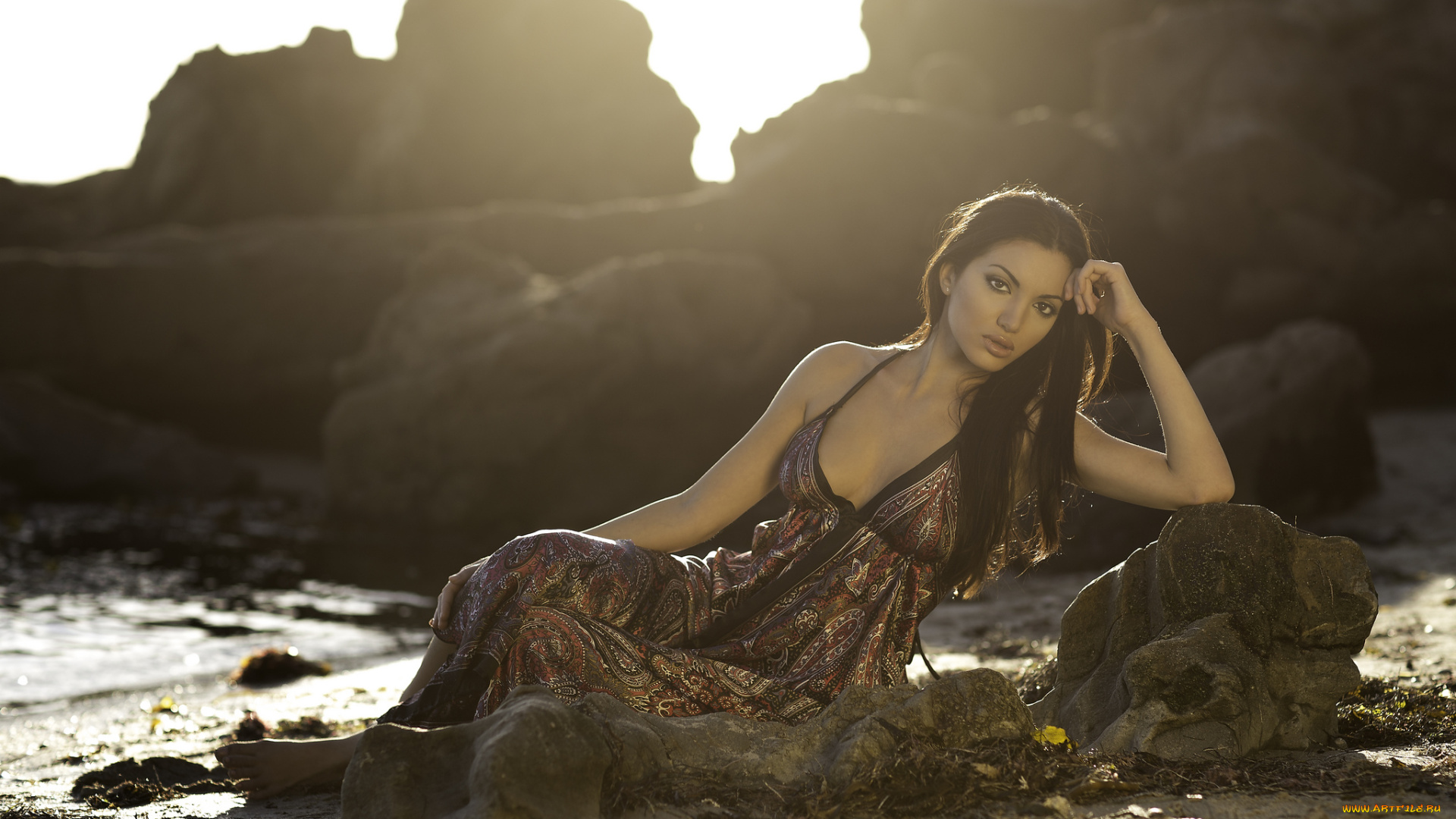 -Unsort, Брюнетки, Шатенки, brittany, девушки, unsort, брюнетки, шатенки, платье, камни