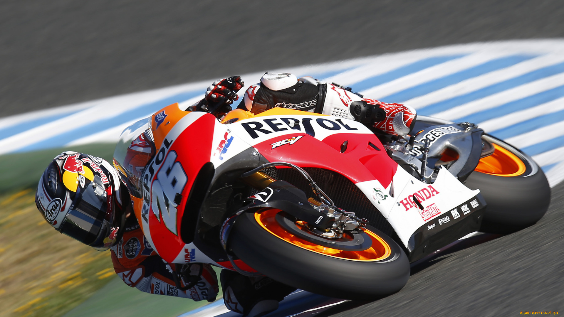 dani, pedrosa, спорт, мотоспорт, трек, байк, вираж, гонщик, экипировка