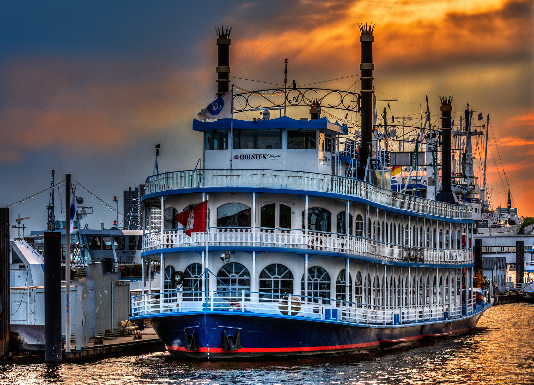 корабли, пароходы, пароходик