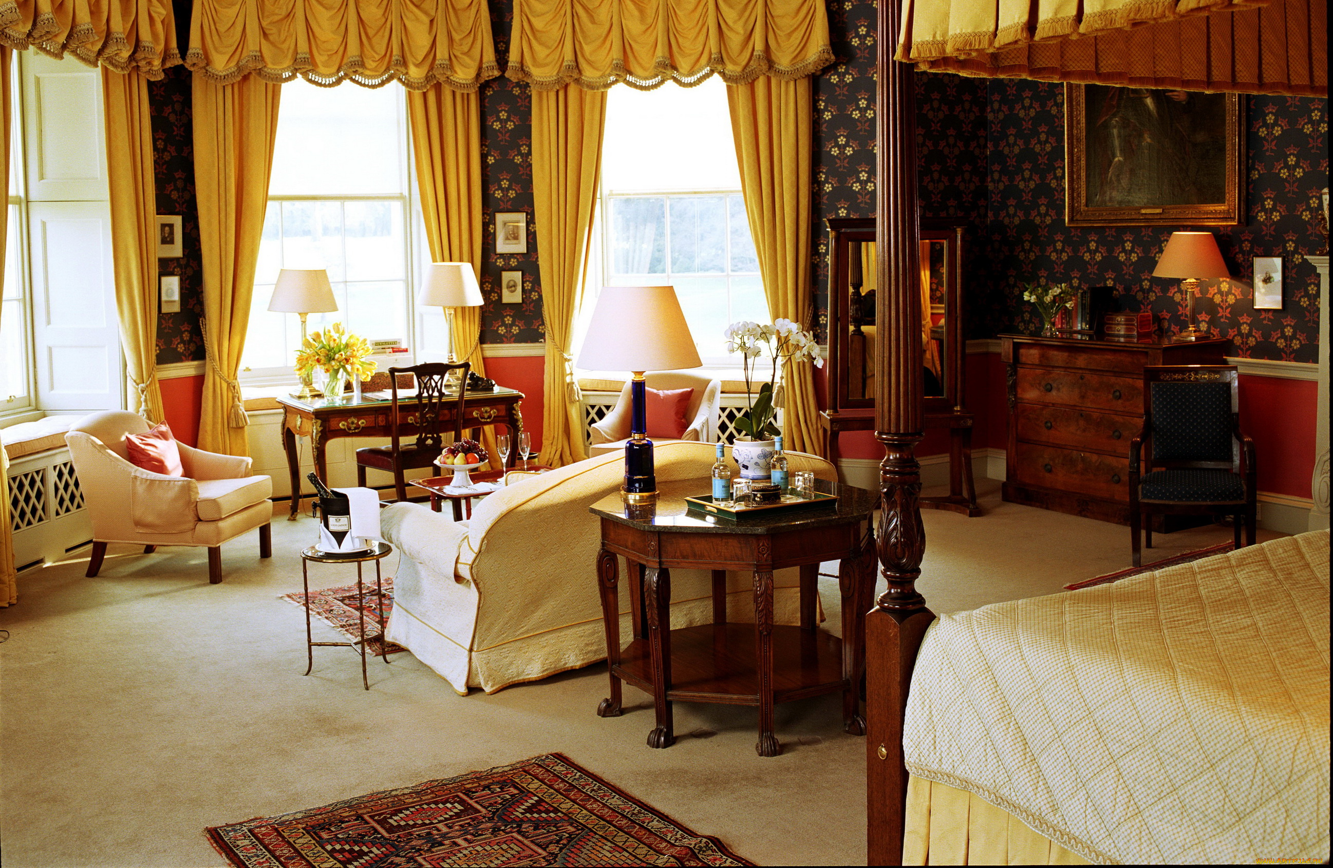 интерьер, гостиная, стол, диван, шторы, кресло