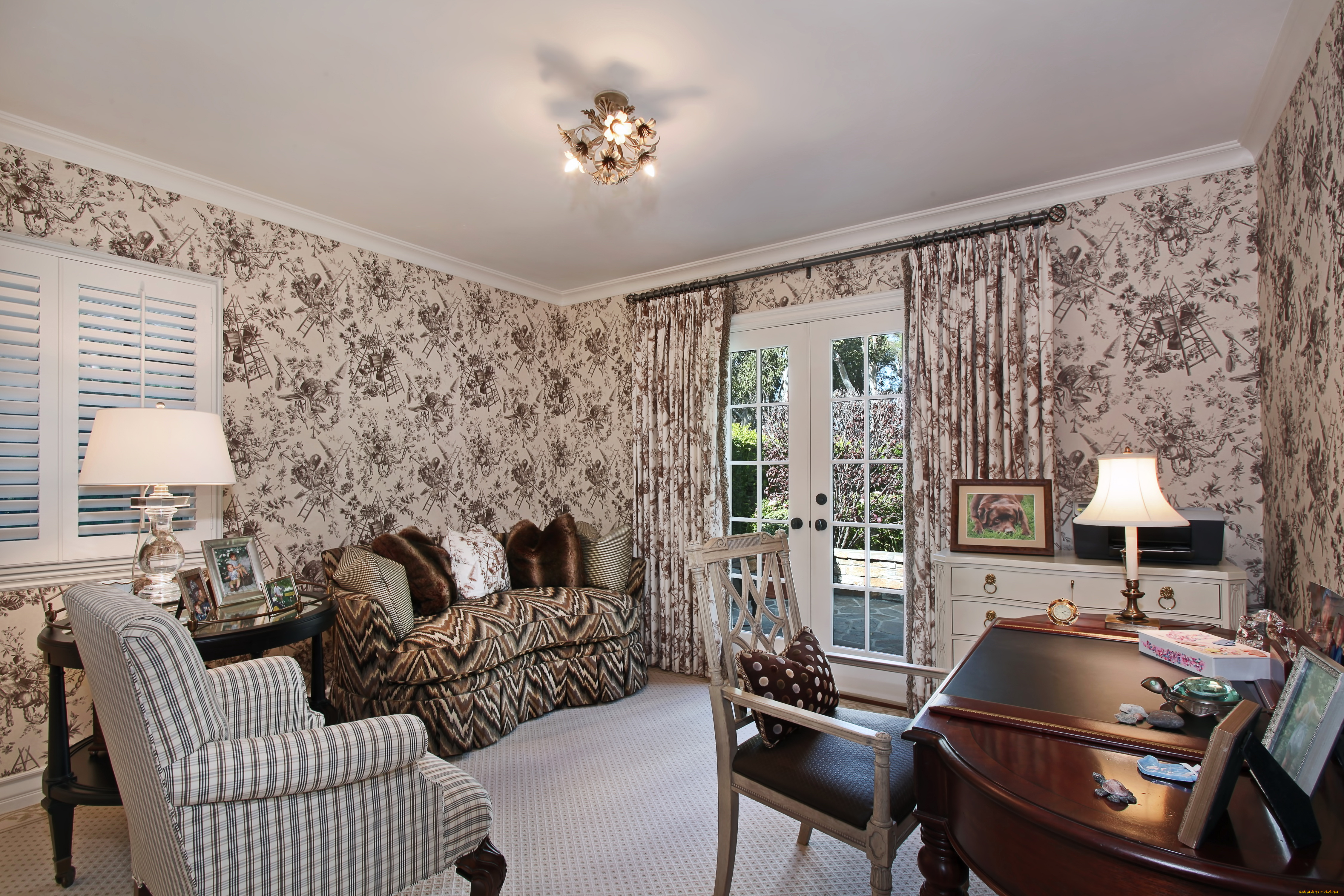 интерьер, гостиная, диван, дизайн, лампа, стол