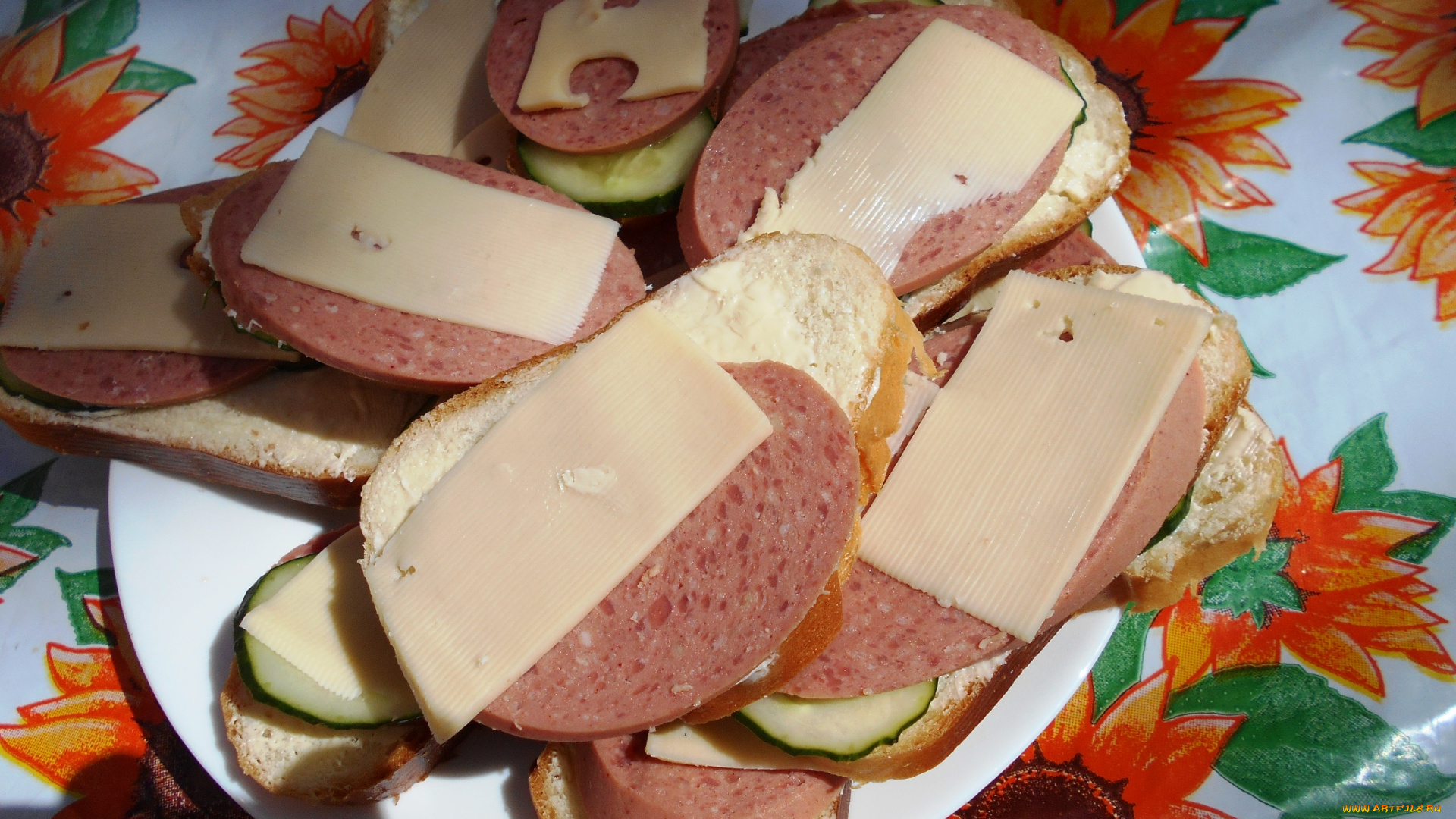 еда, бутерброды, , гамбургеры, , канапе, колбаса, сыр, хлеб, огурцы