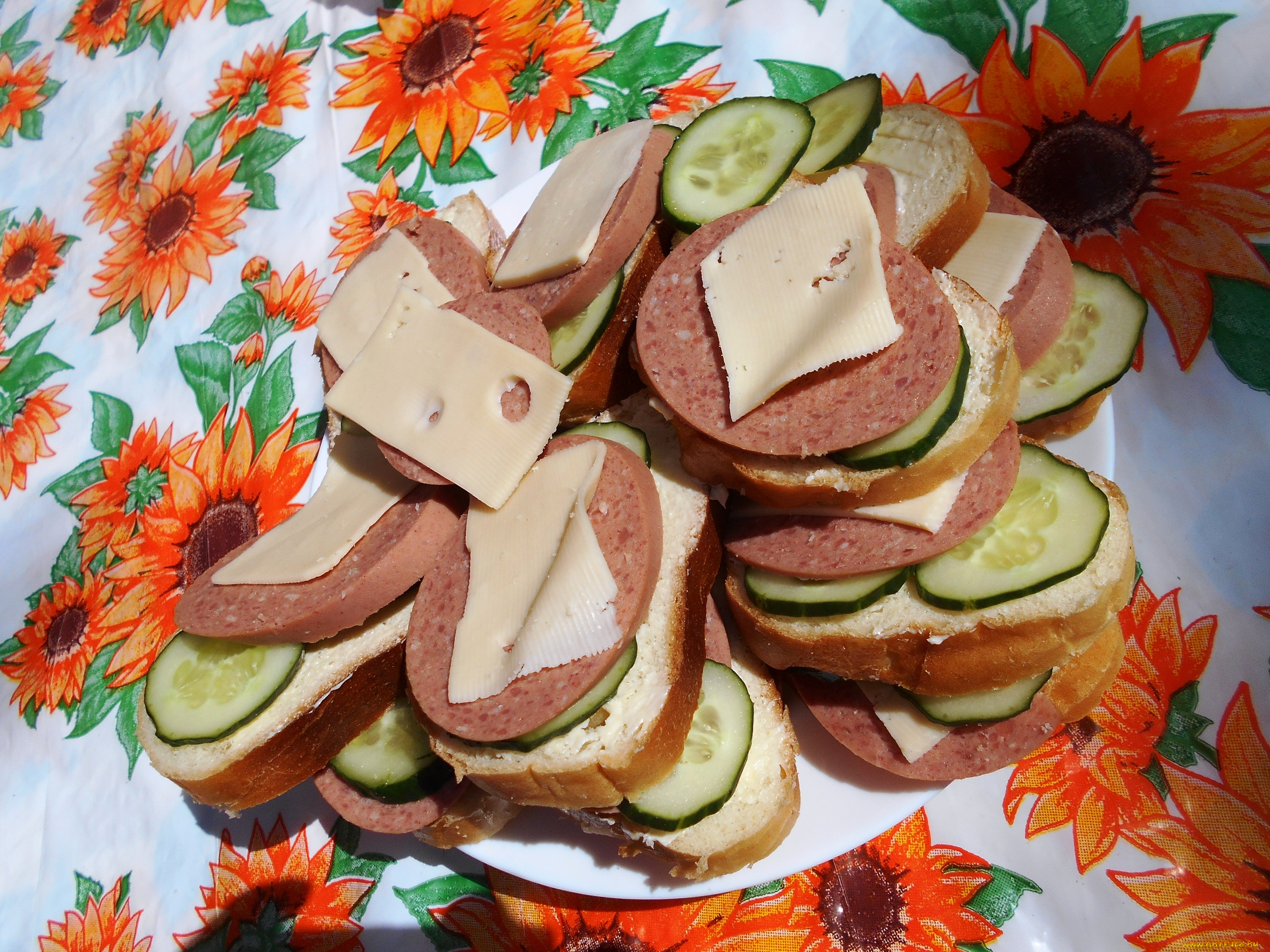 еда, бутерброды, , гамбургеры, , канапе, сыр, огурцы, хлеб, колбаса