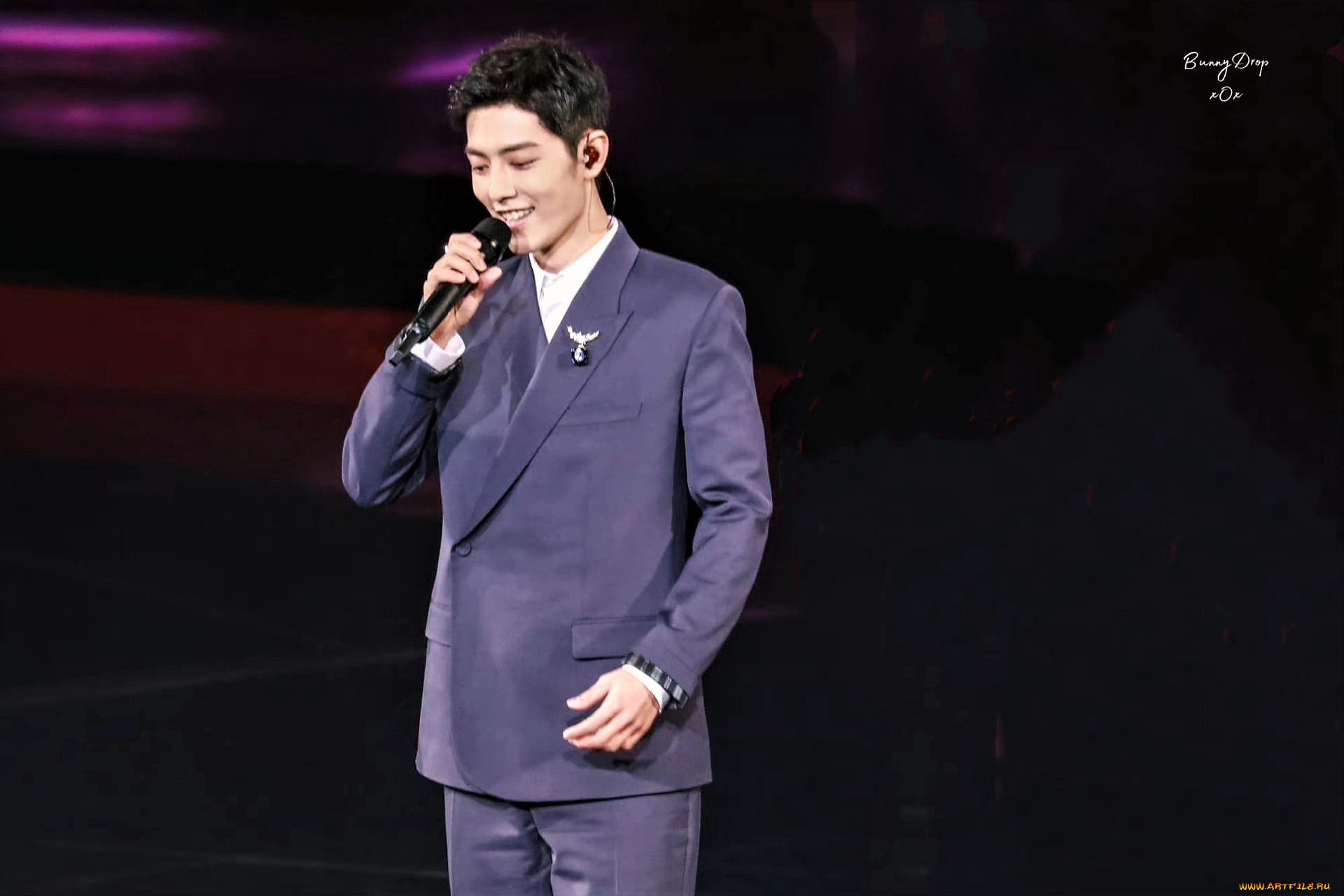 мужчины, xiao, zhan, актер, костюм, микрофон, сцена