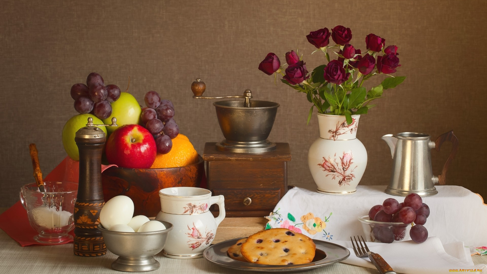 еда, натюрморт, букет, розы, кофемолка, виноград, яблоки, печенье, посуда, яйца