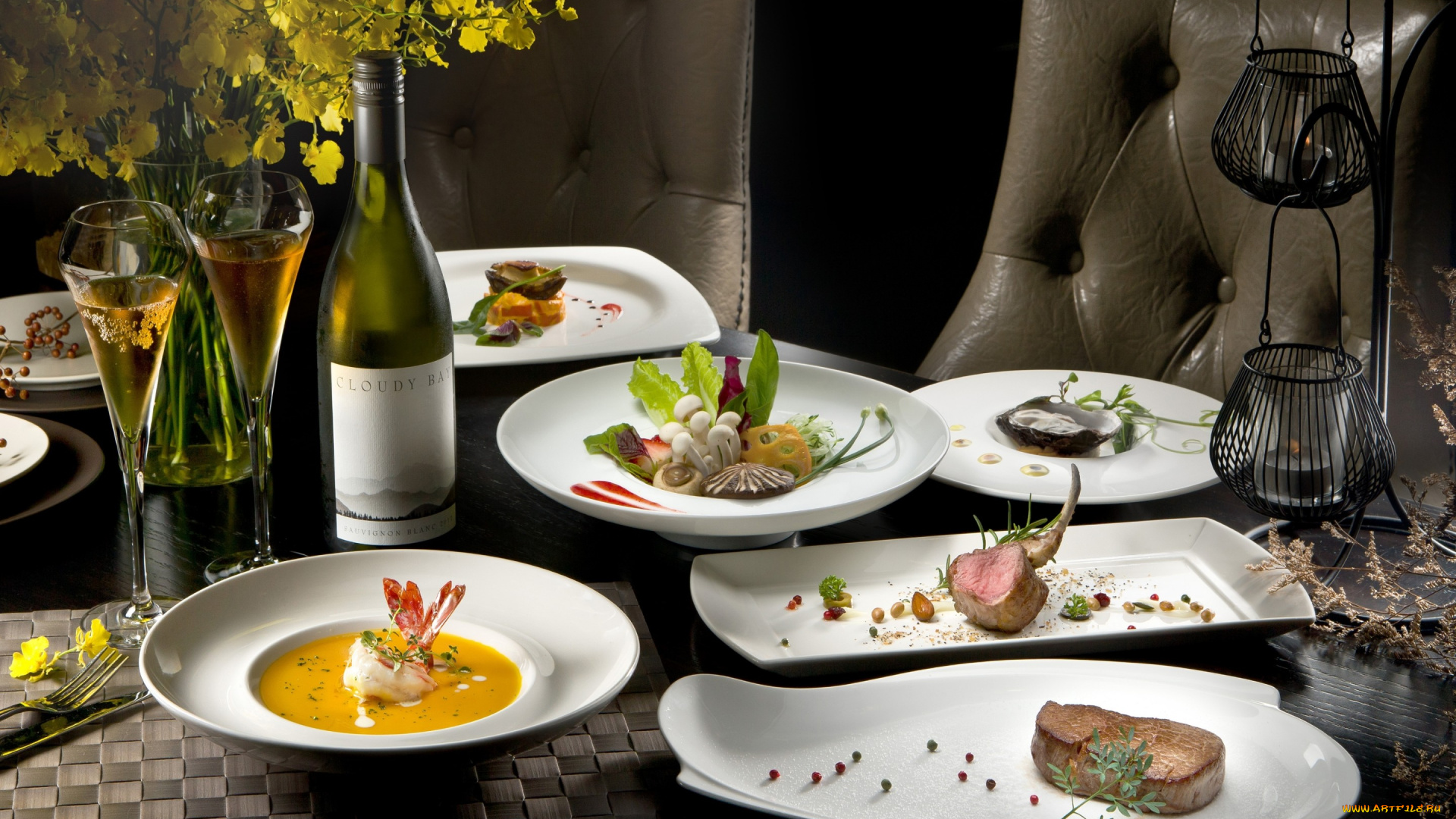 еда, сервировка, стол, блюда, ассорти, овощи, морепродукты, цветы, вино, мясо