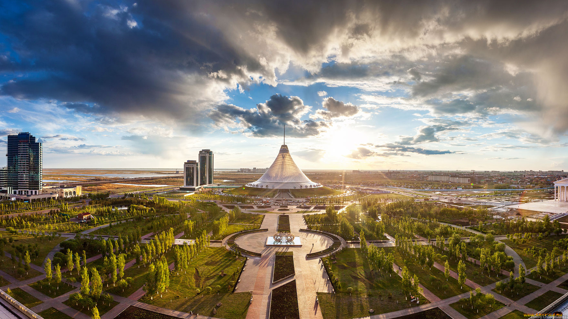 города, астана, , казахстан, облака, небо, деревья, дома, небоскрёб, парк, астана, хан, шатыр