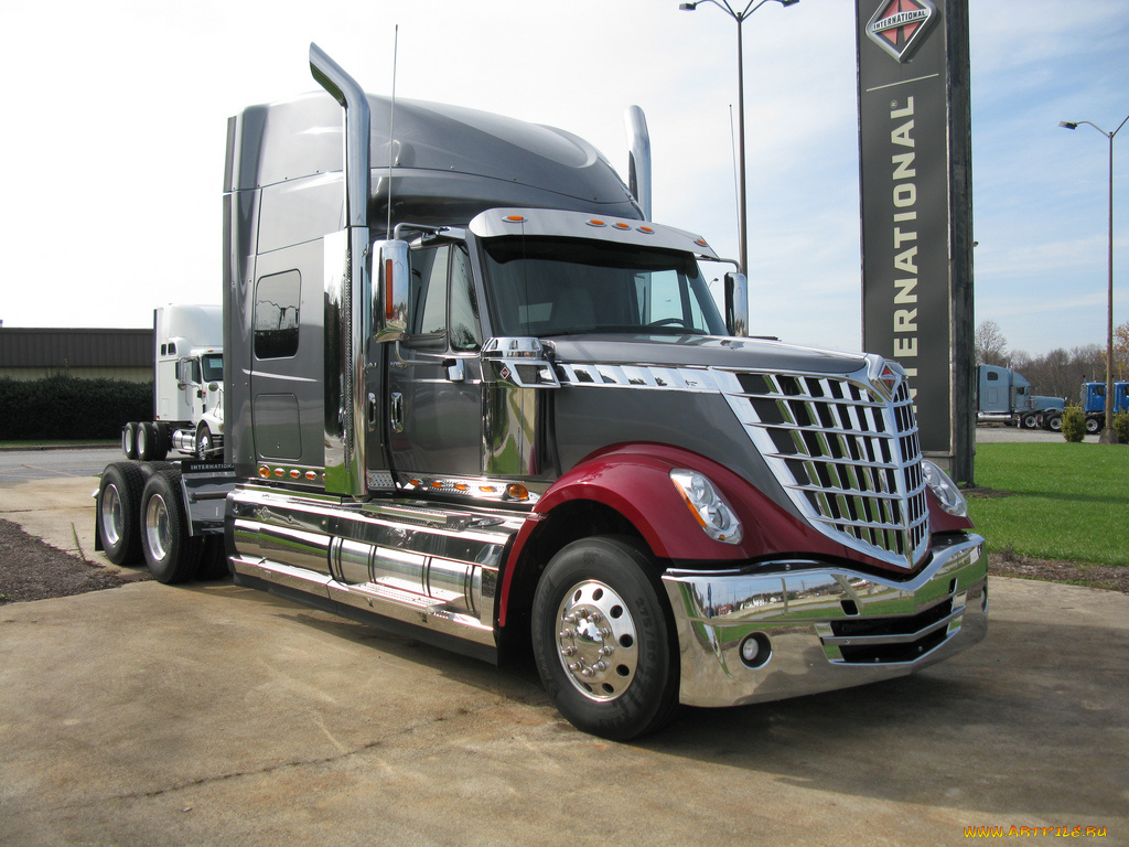 автомобили, international