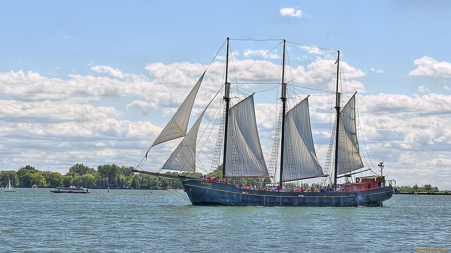 корабли, парусники