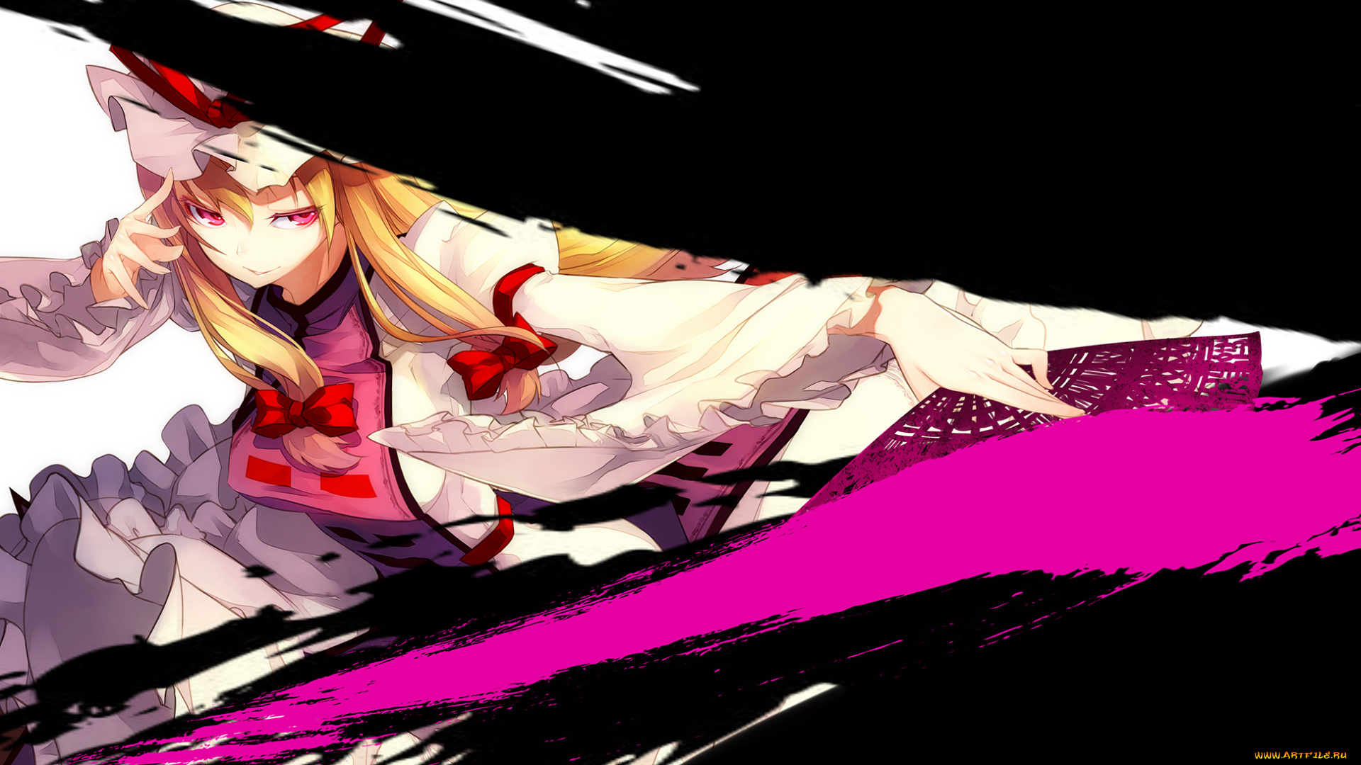 аниме, touhou, шляпка, блондинка, веер, полосы, красные, глаза, арт, девушка, черные, розовая