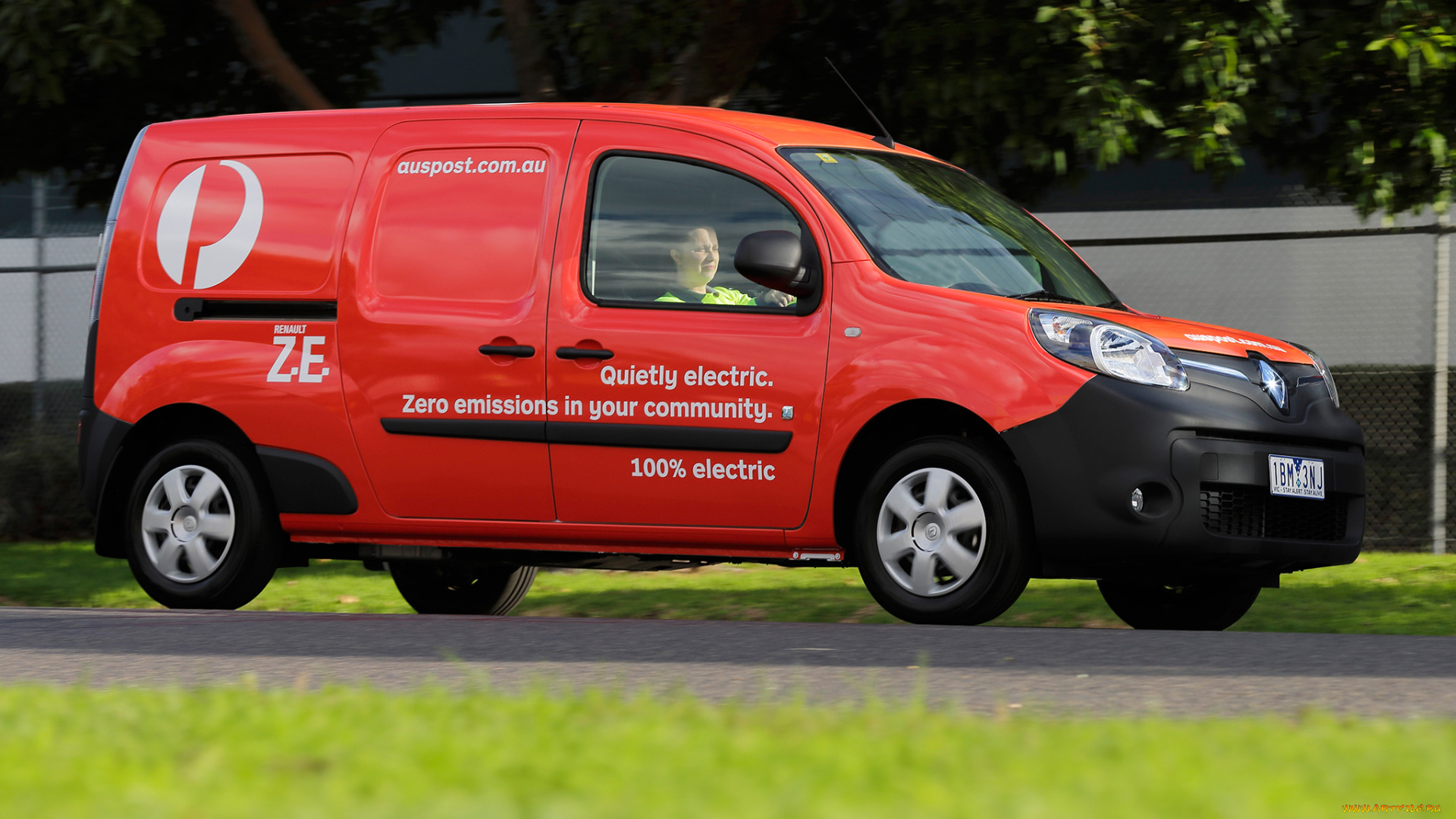 автомобили, renault, au, post, 2014г, красный, z, e, maxi, kangoo