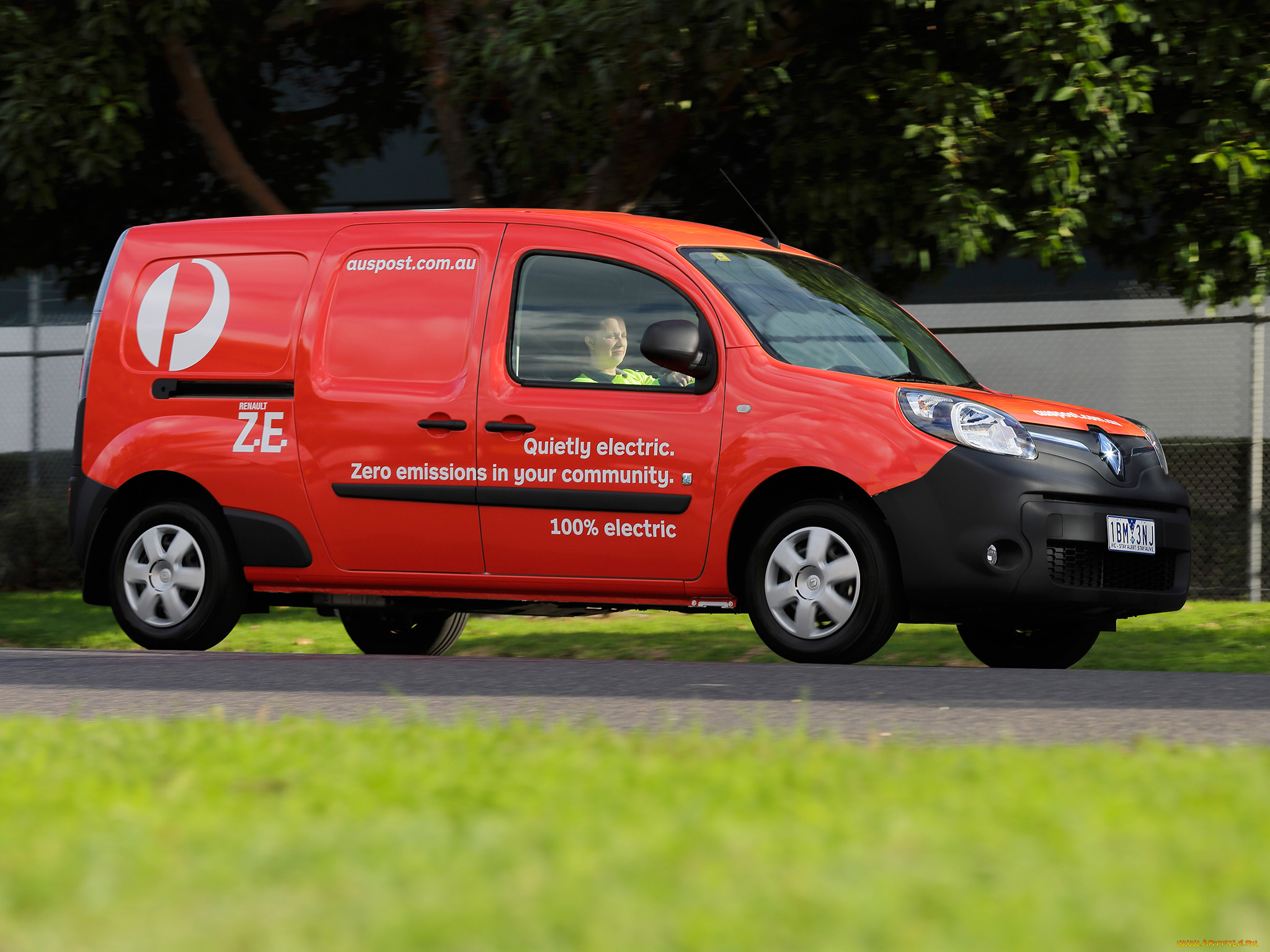 автомобили, renault, au, post, 2014г, красный, z, e, maxi, kangoo