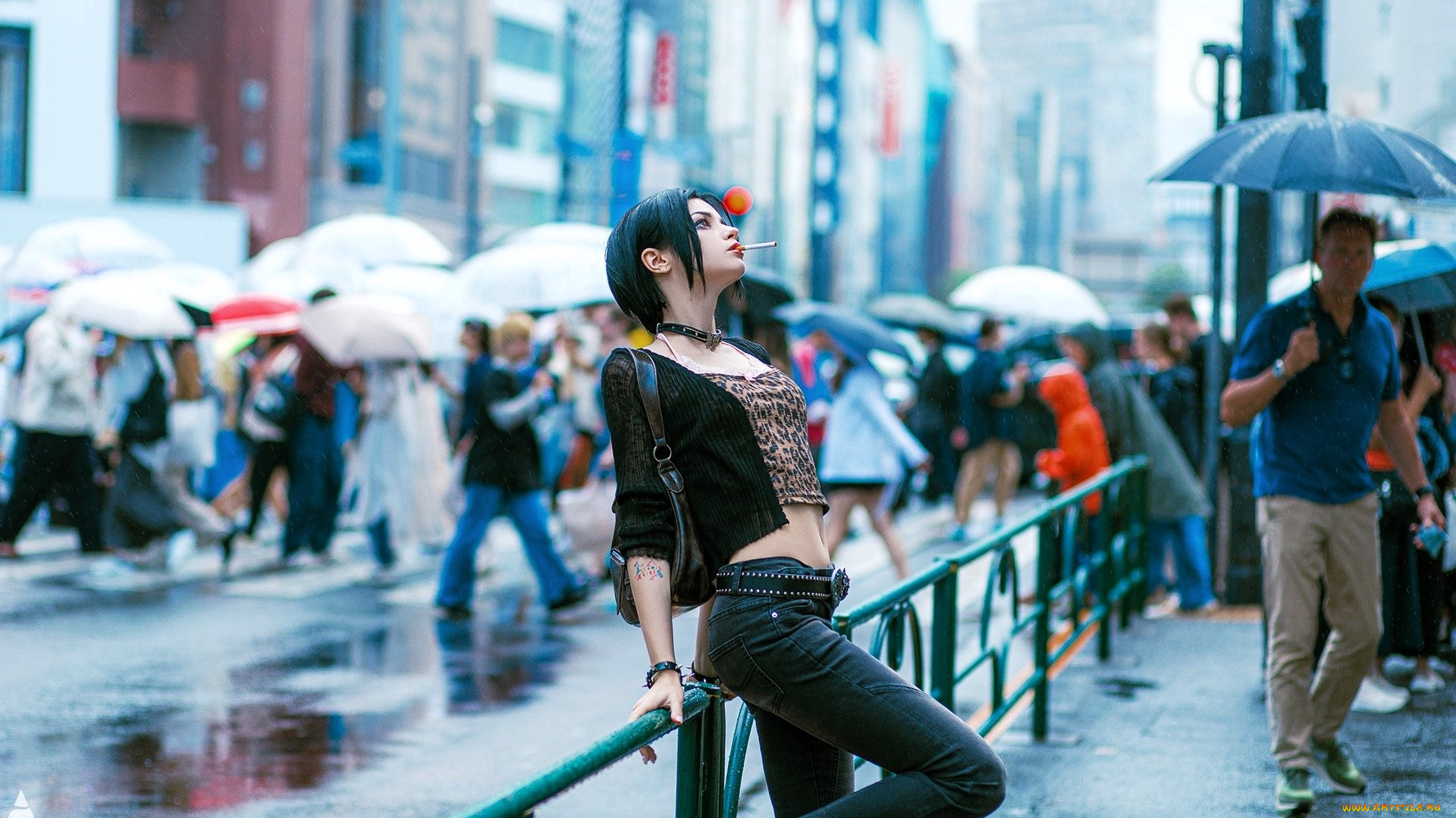 девушки, tenletters, образ, костюм, косплей, топ, джинсы, сумка, куртка, люди, зонты, улица, город, сигарета, дождь