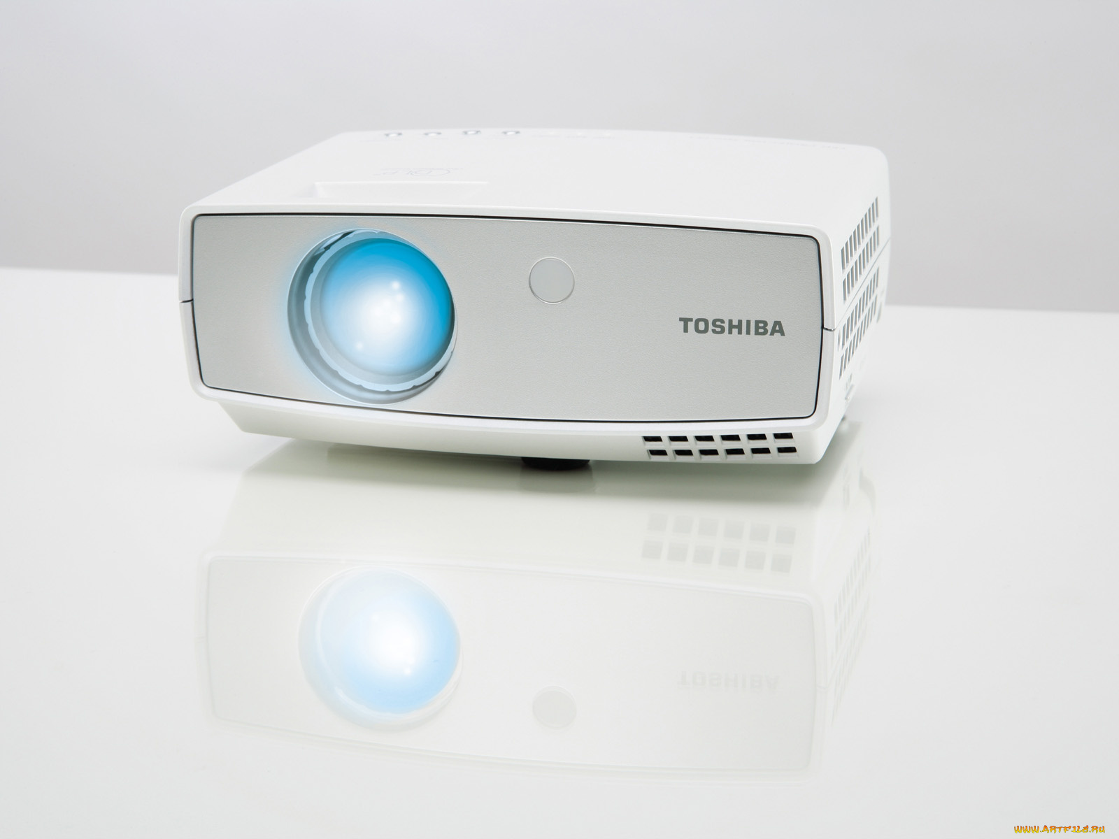 toshiba, бренды