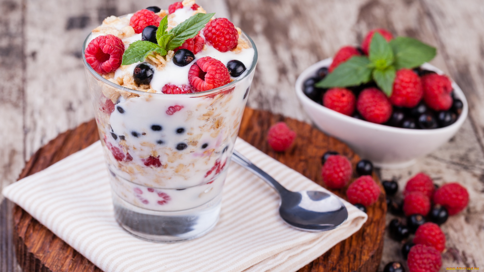 еда, мюсли, , хлопья, малина, завтрак, мята, йогурт, черная, смородина