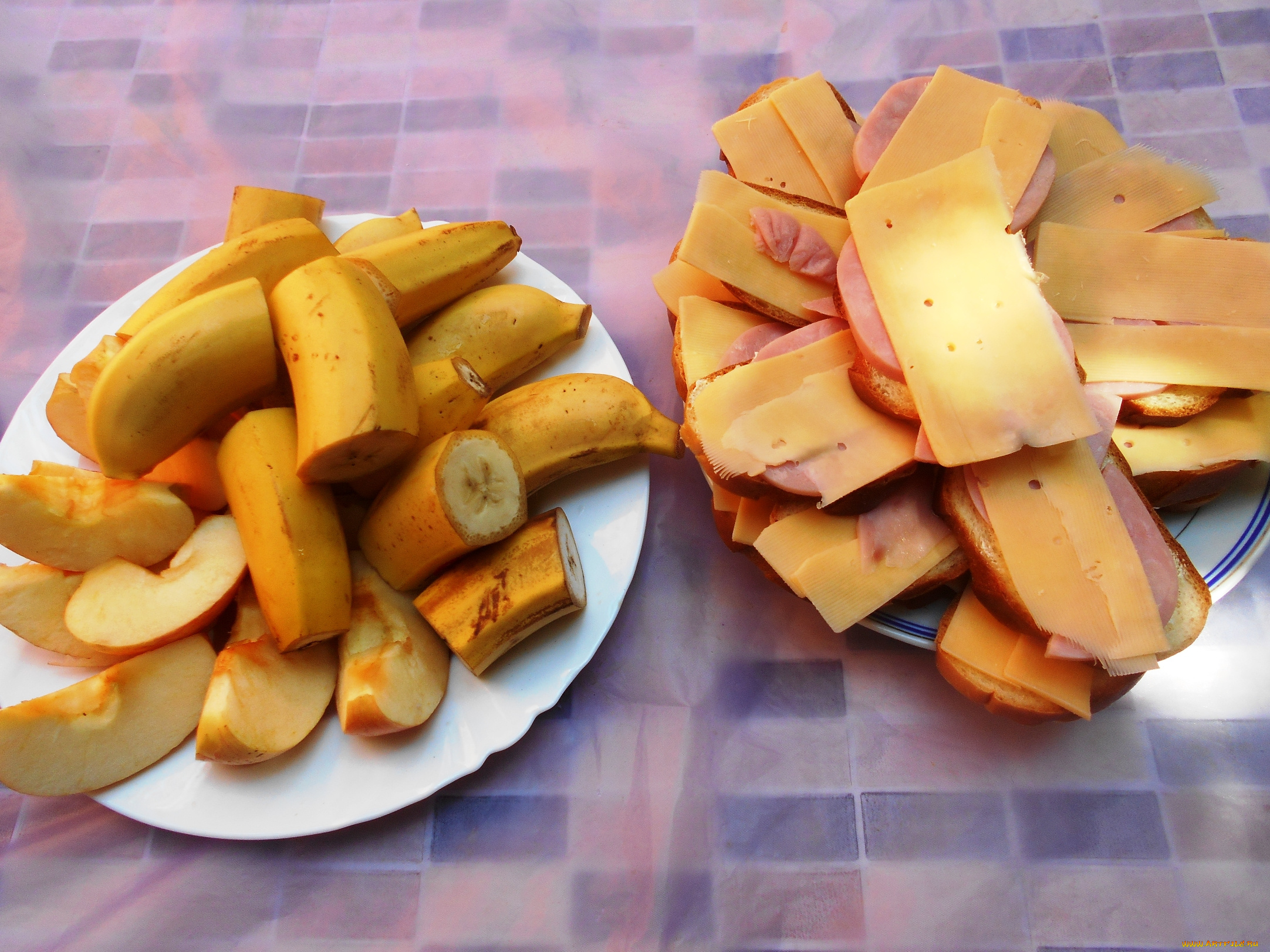 еда, бутерброды, , гамбургеры, , канапе, колбаса, хлеб, сыр, яблоки, бананы