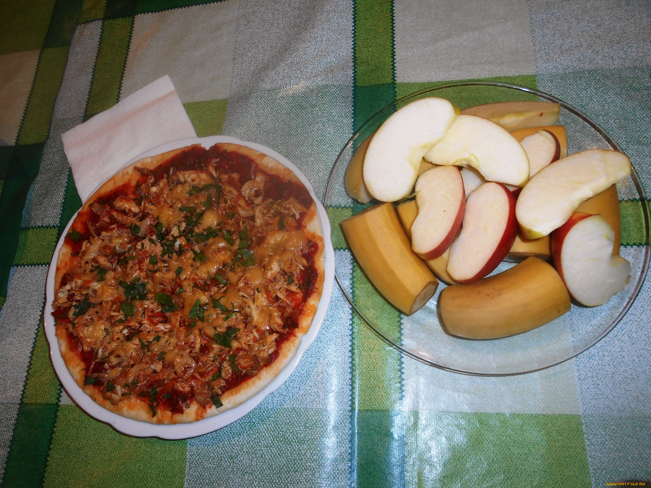 еда, пицца, яблоки, бананы