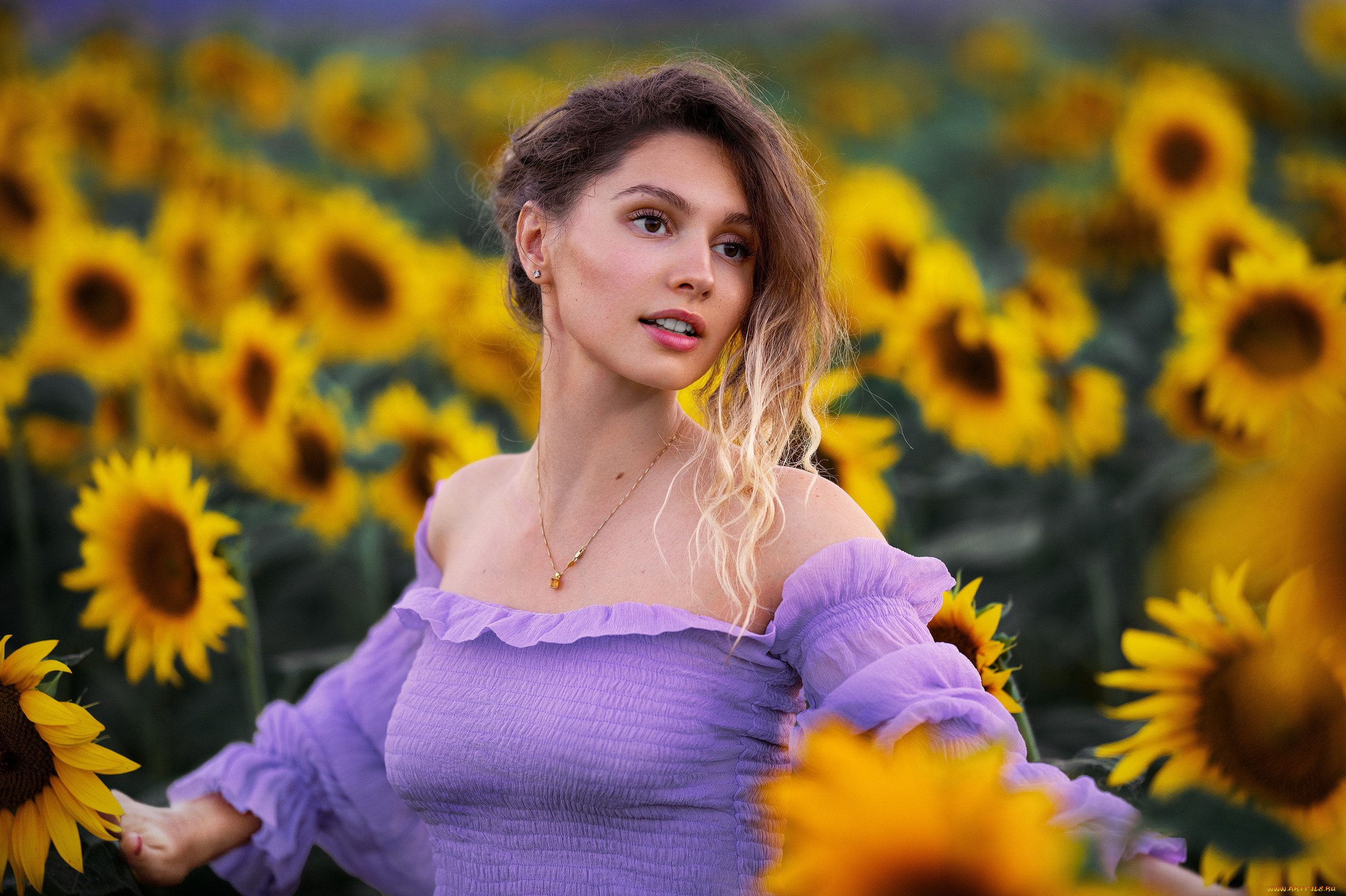 девушки, -, рыжеволосые, и, разноцветные, подсолнухи, лиловое, платье, медальон