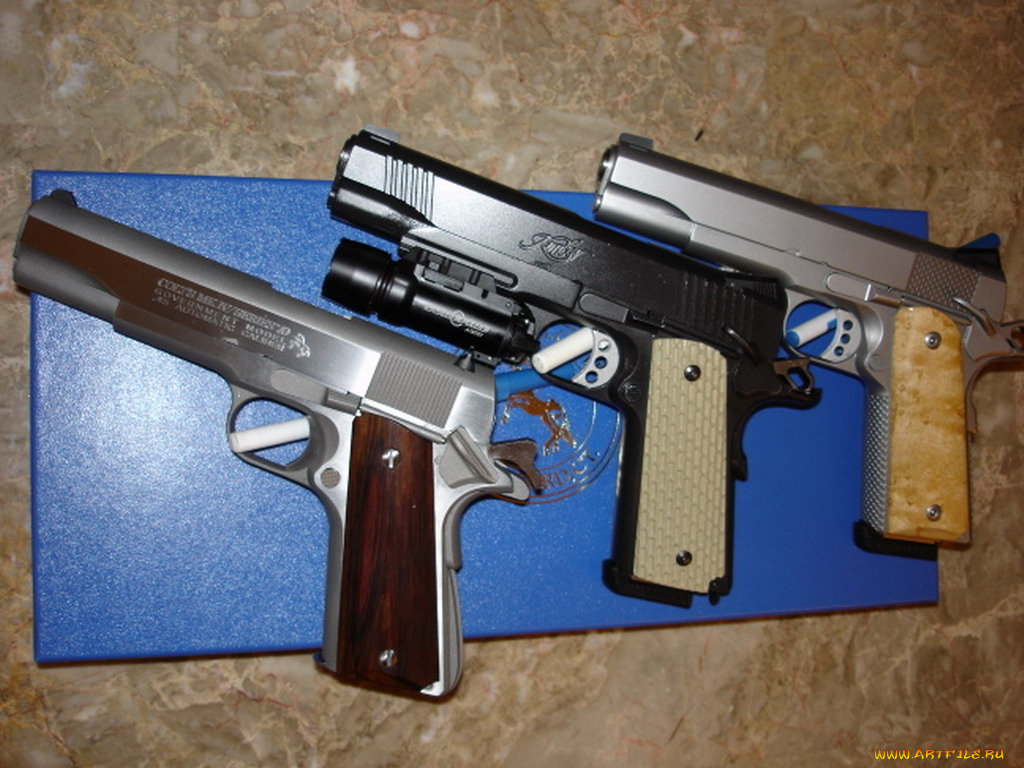 оружие, пистолеты