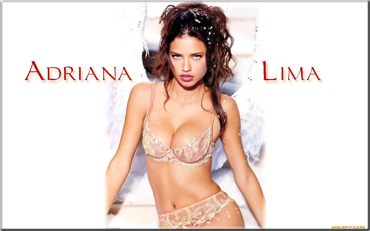 Adriana, Lima, девушки