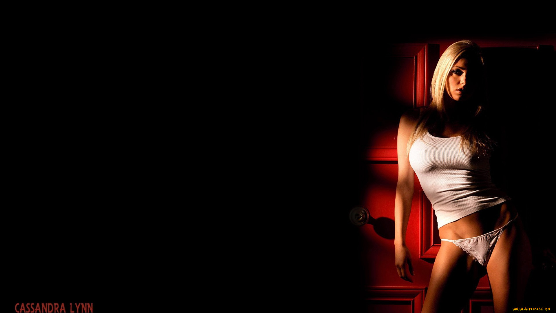 Cassandra, Lynn, девушки