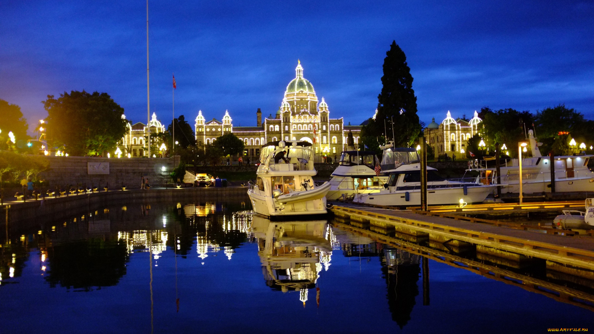 nighttime, at, the, marina, in, downtown, victoria, города, огни, ночного