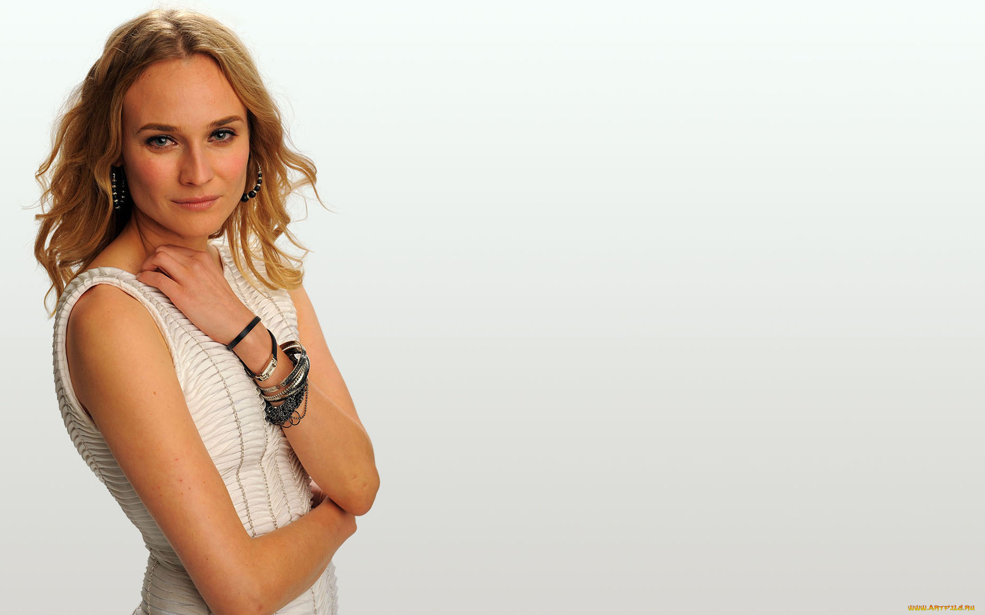 Diane, Kruger, девушки, , , модель, блондинка, улыбка, платье, браслеты