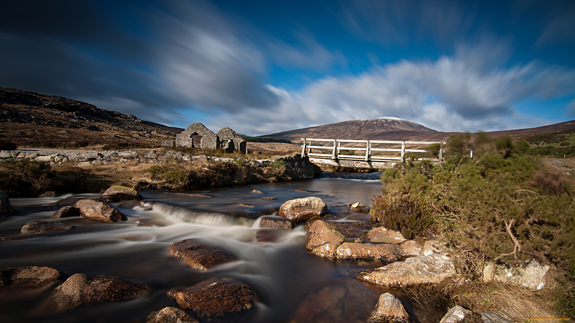 природа, реки, озера, гора, камни, пороги, мостик, река, облака