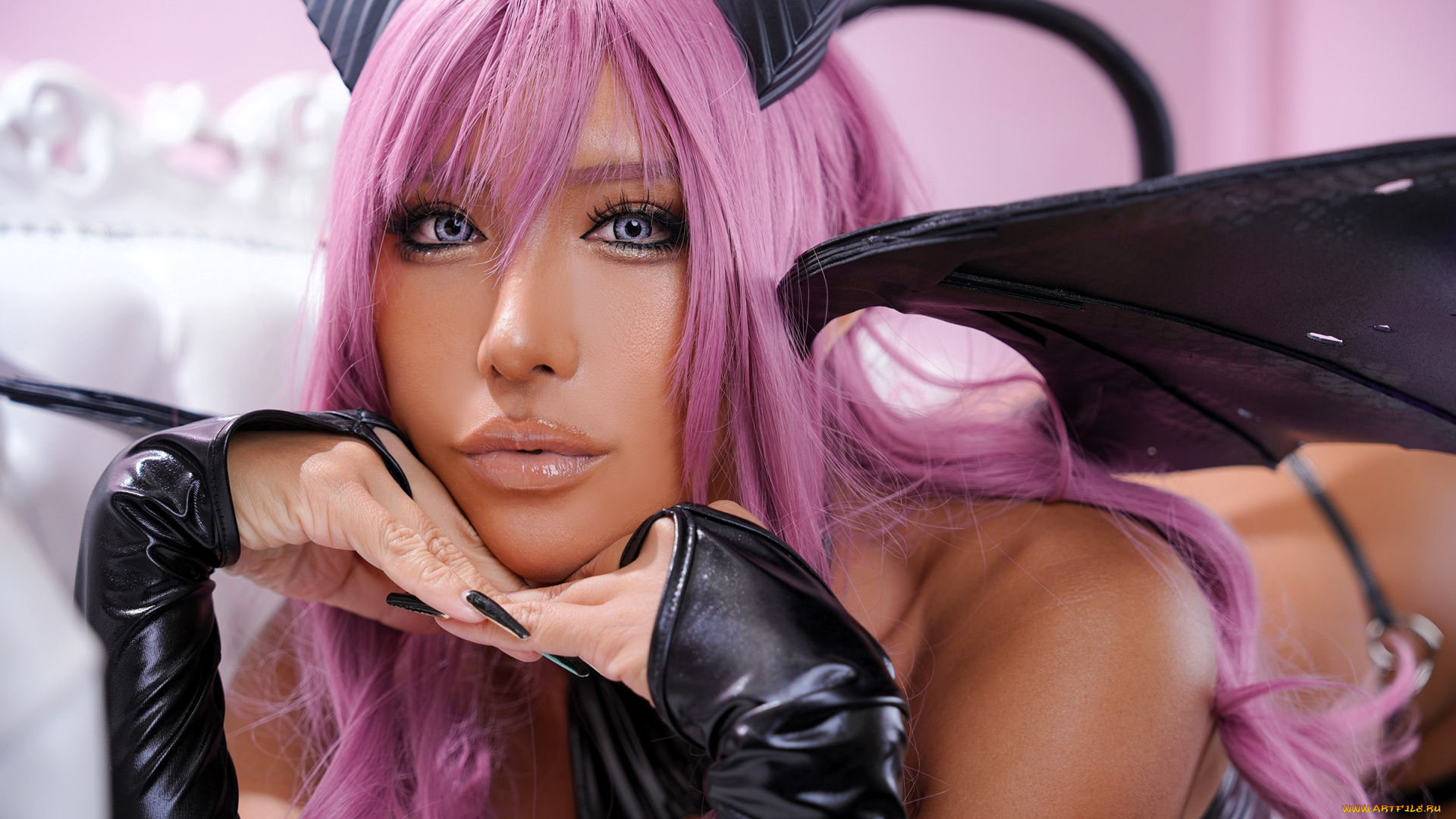 девушки, nonsummerjack, образ, косплей, наряд, костюм, демонесса, рога, латекс, перчатки, крылья, белье