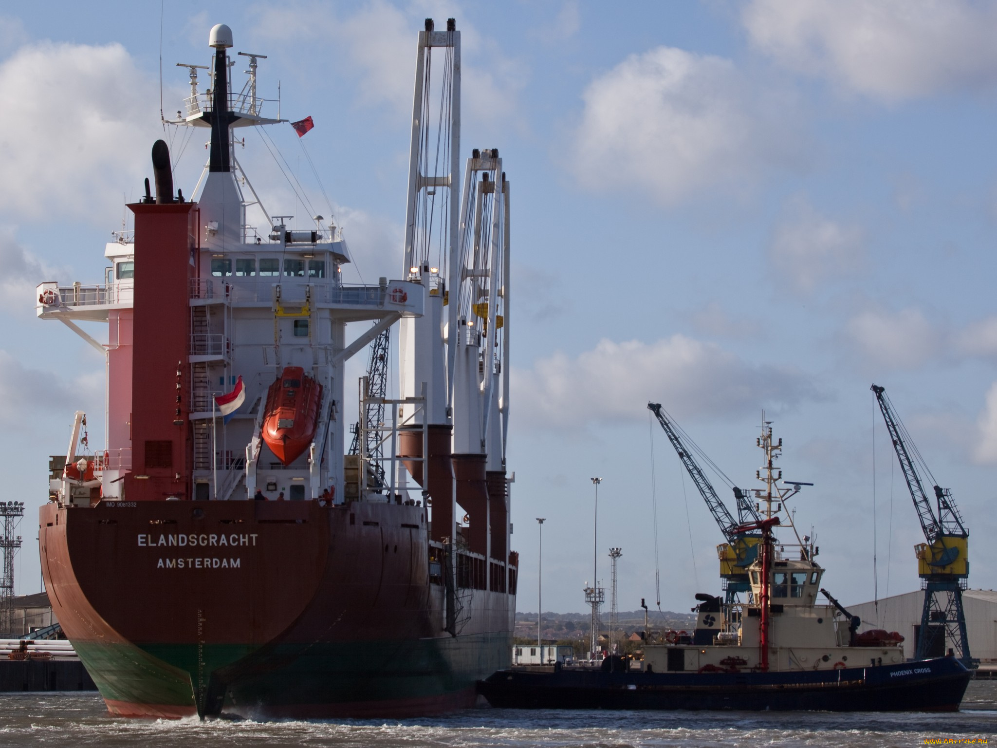 корабли, разные, вместе