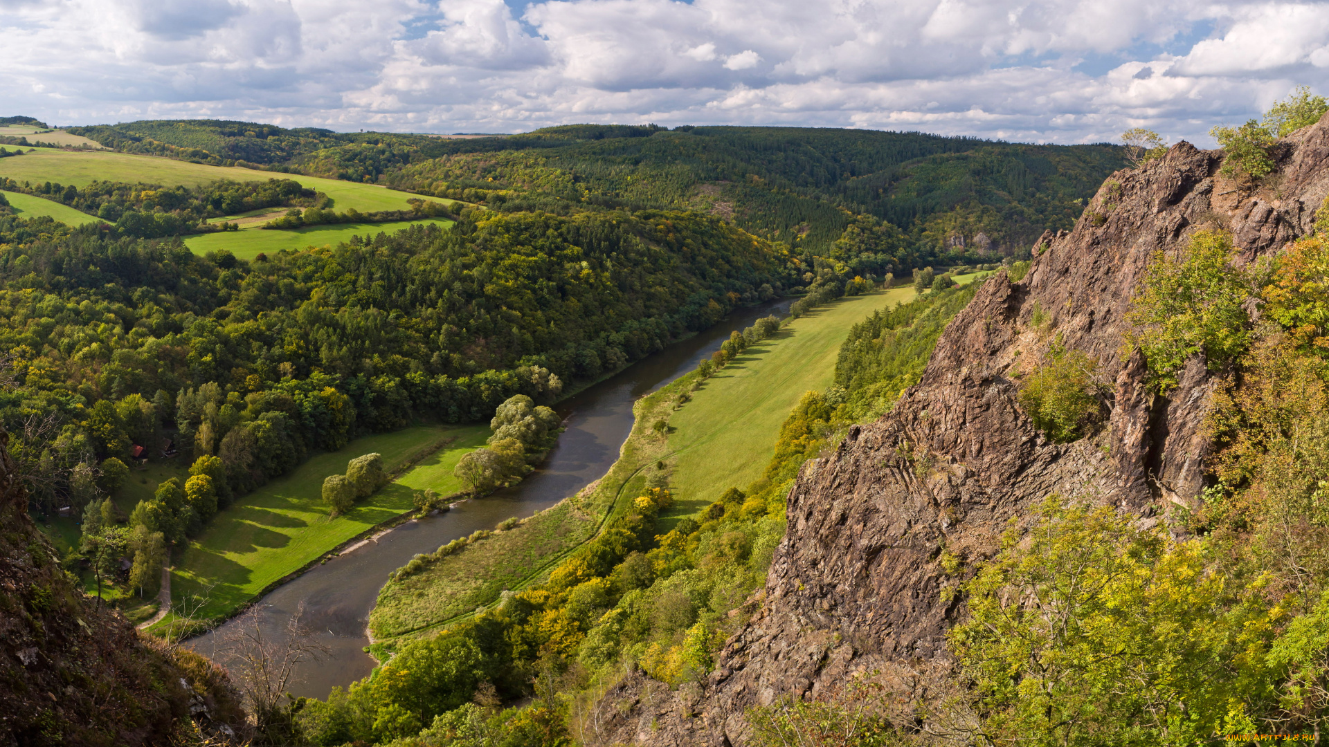 Чехия, karlova, ves, природа, пейзажи, поля, река, лес