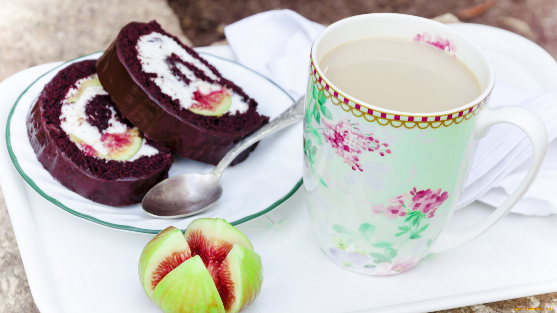 еда, разное, какао, рулет, инжир, фига, кружка, поднос