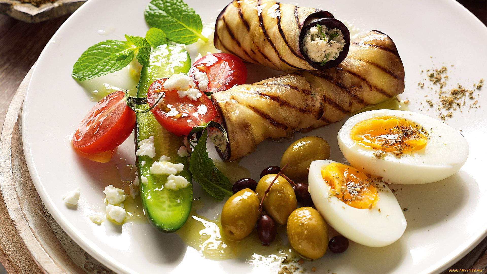 еда, вторые, блюда, салат, яйцо, оливки, рулетики, баклажан, томаты, помидоры