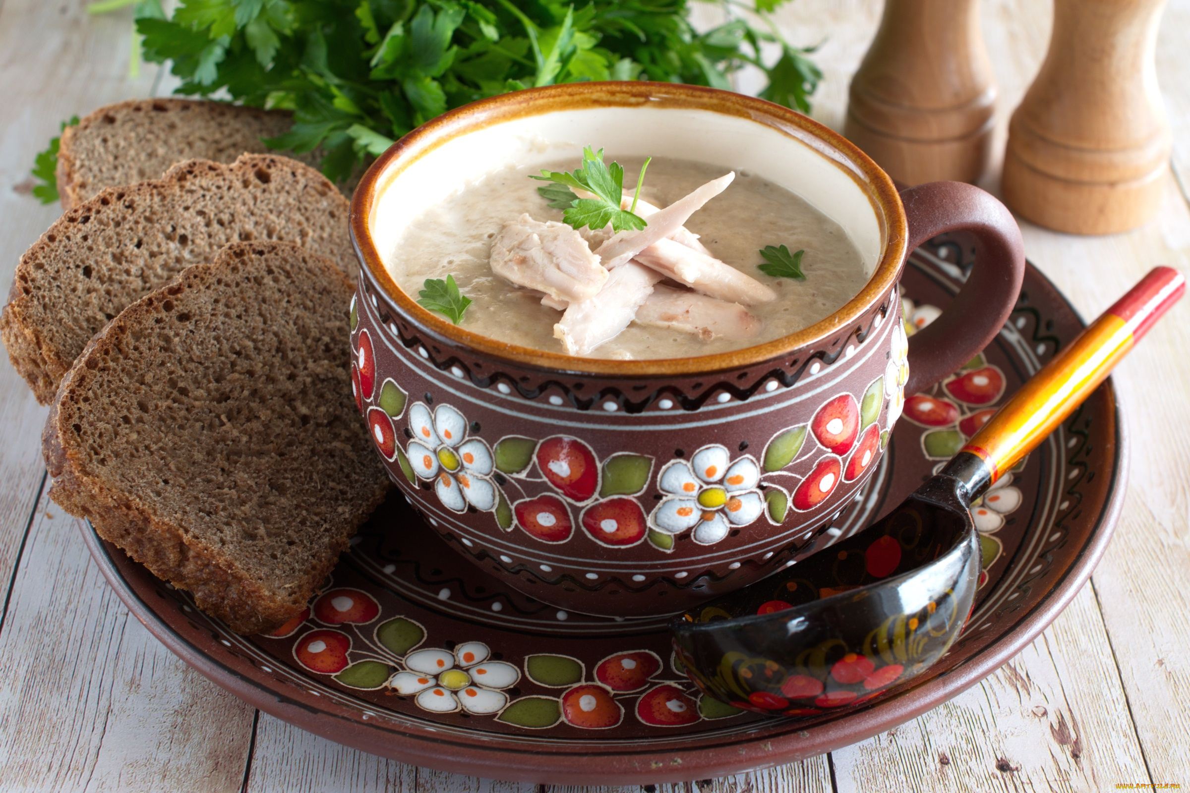 еда, первые, блюда, мясо, хлеб, зелень, суп