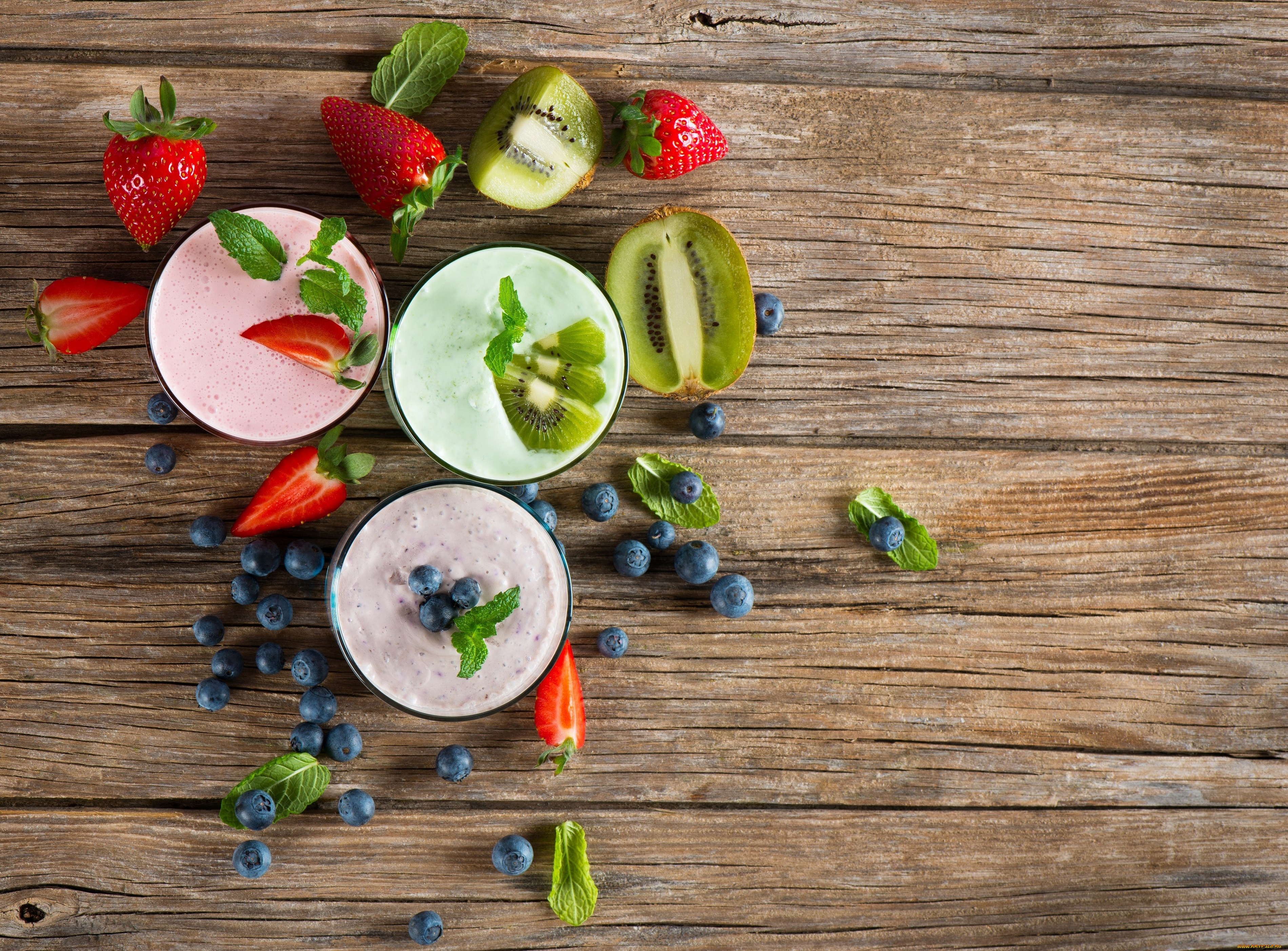 еда, масло, , молочные, продукты, киви, черника, клубника, ягоды, йогурт