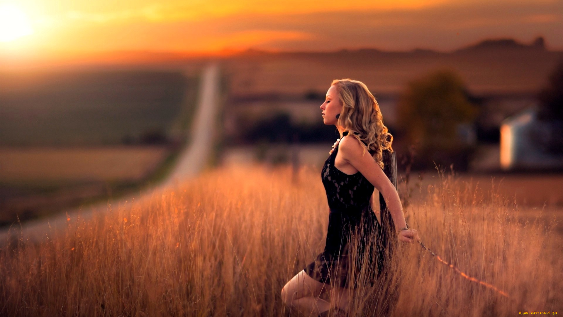 девушки, -, блондинки, , светловолосые, блондинка, платье, трава, дорога, закат