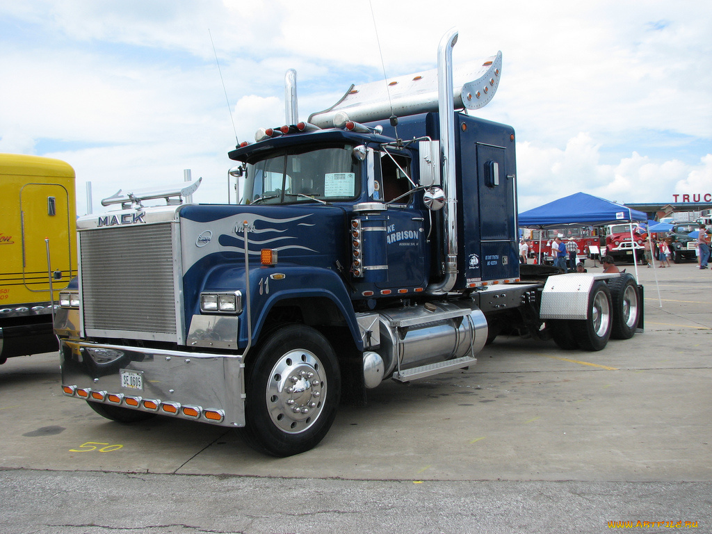 автомобили, mack